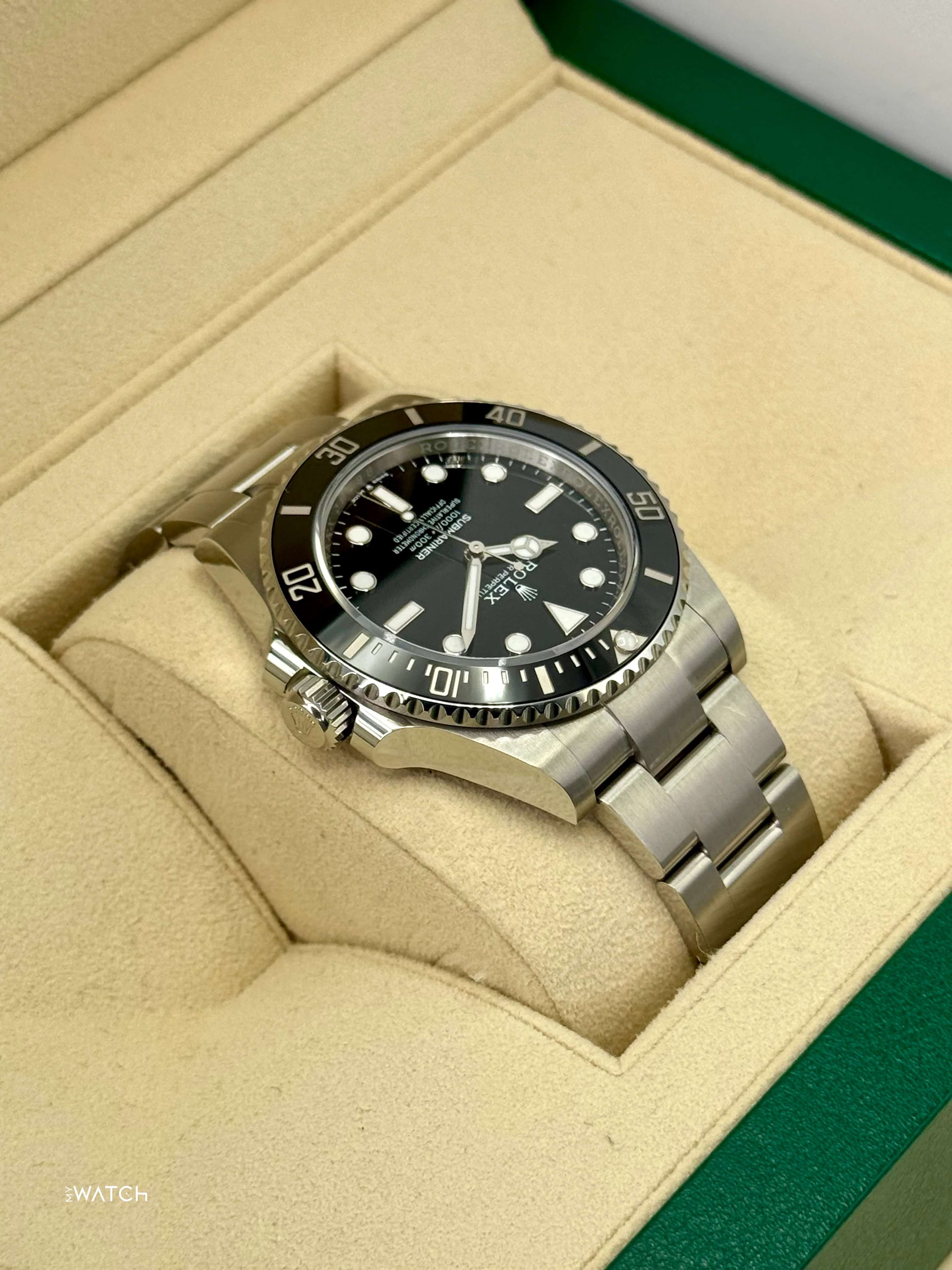 2025 Rolex Submariner 41mm 124060 Stainless Steel Black Dial - Image 8