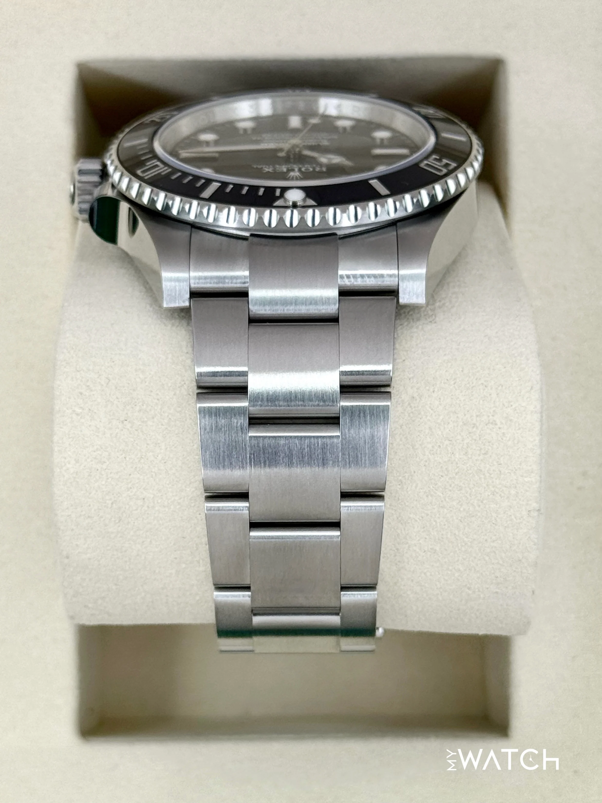 NEW 2025 Rolex Submariner 41mm 124060 Stainless Steel Black Dial (STICKERED) - Image 4