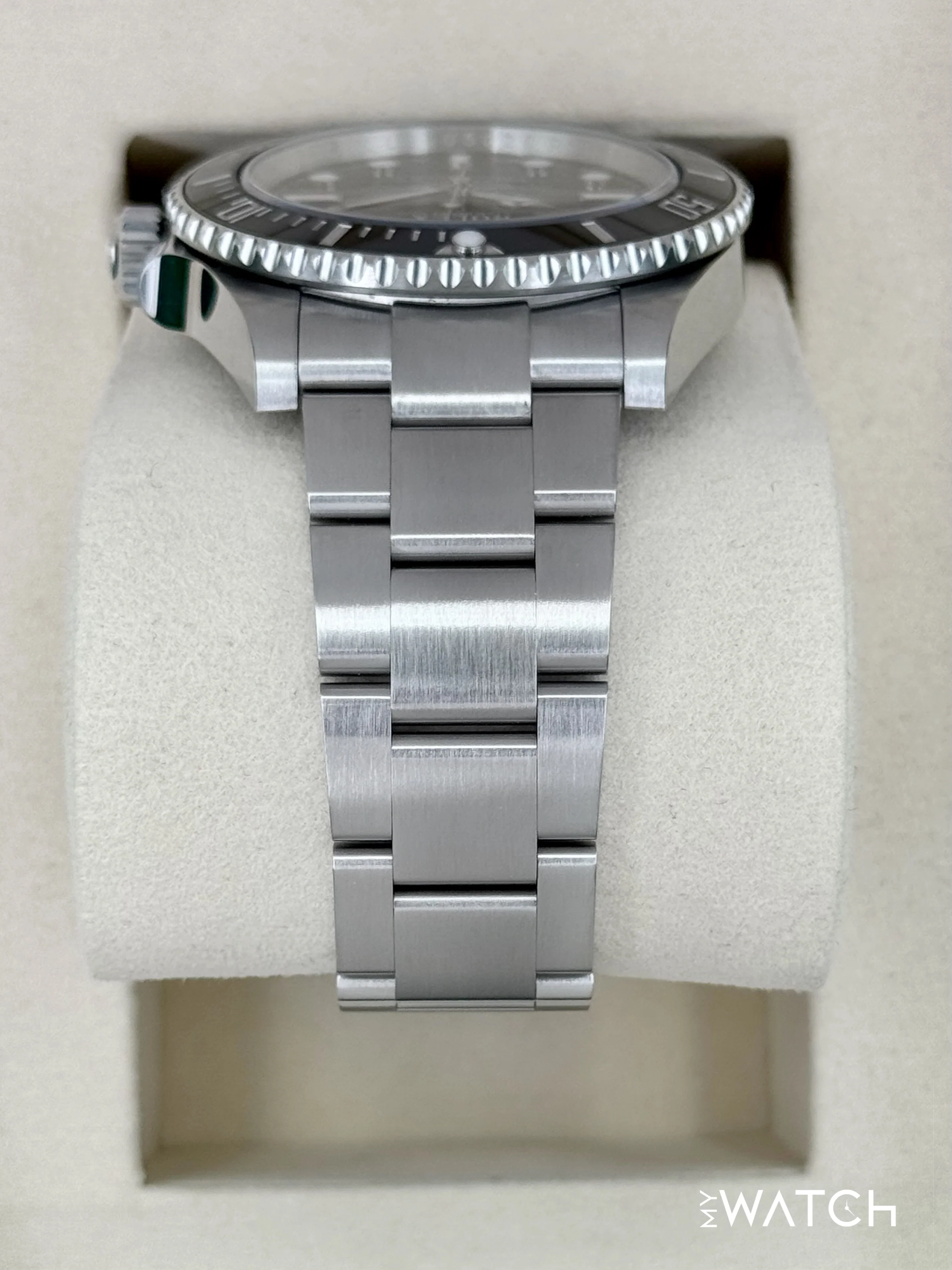 NEW 2025 Rolex Submariner 41mm 124060 Stainless Steel Black Dial - Image 4
