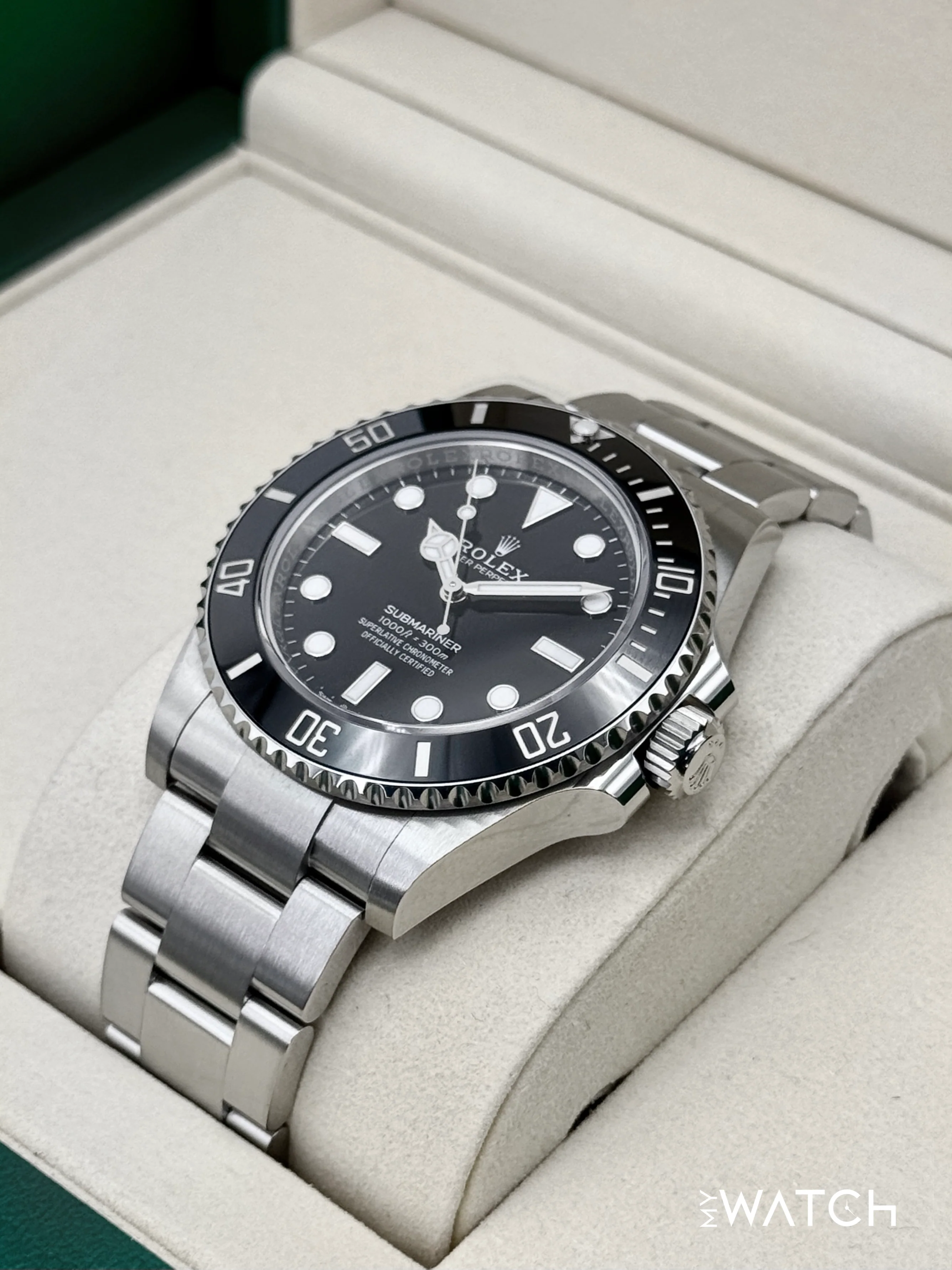 NEW 2025 Rolex Submariner 41mm 124060 Stainless Steel Black Dial - Image 5