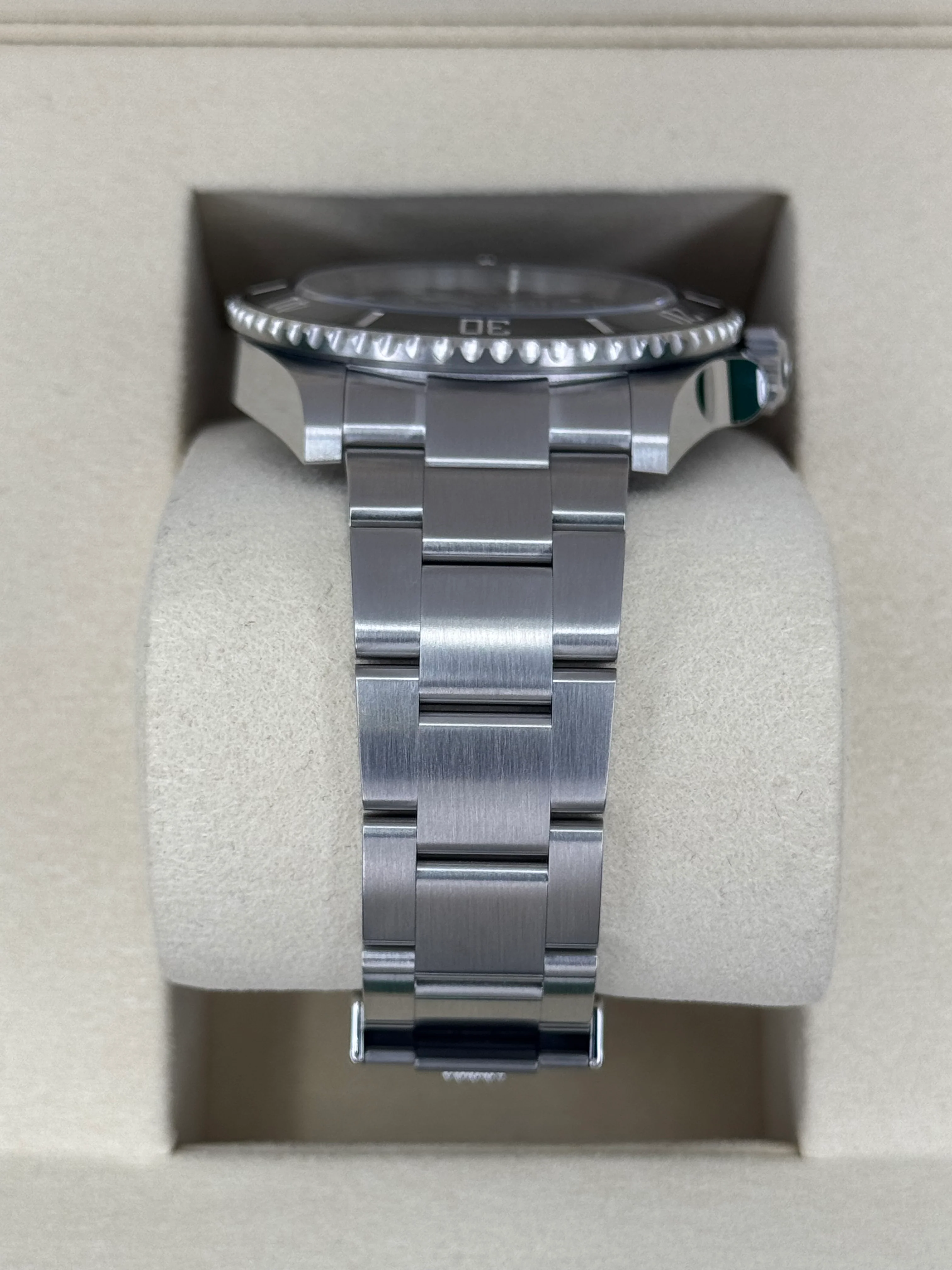 NEW 2025 Rolex Submariner 41mm 124060 Stainless Steel Black Dial - Image 3