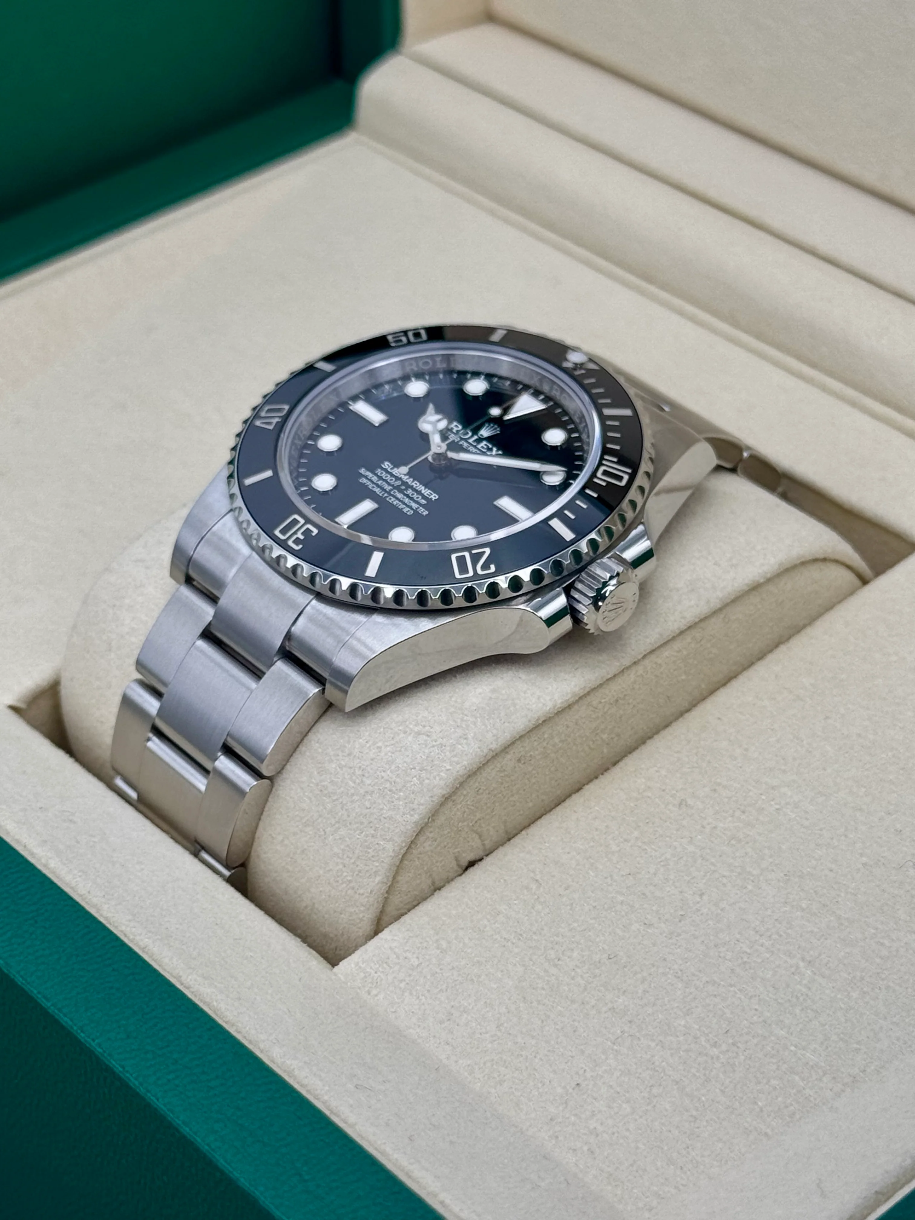 NEW 2025 Rolex Submariner 41mm 124060 Stainless Steel Black Dial - Image 5