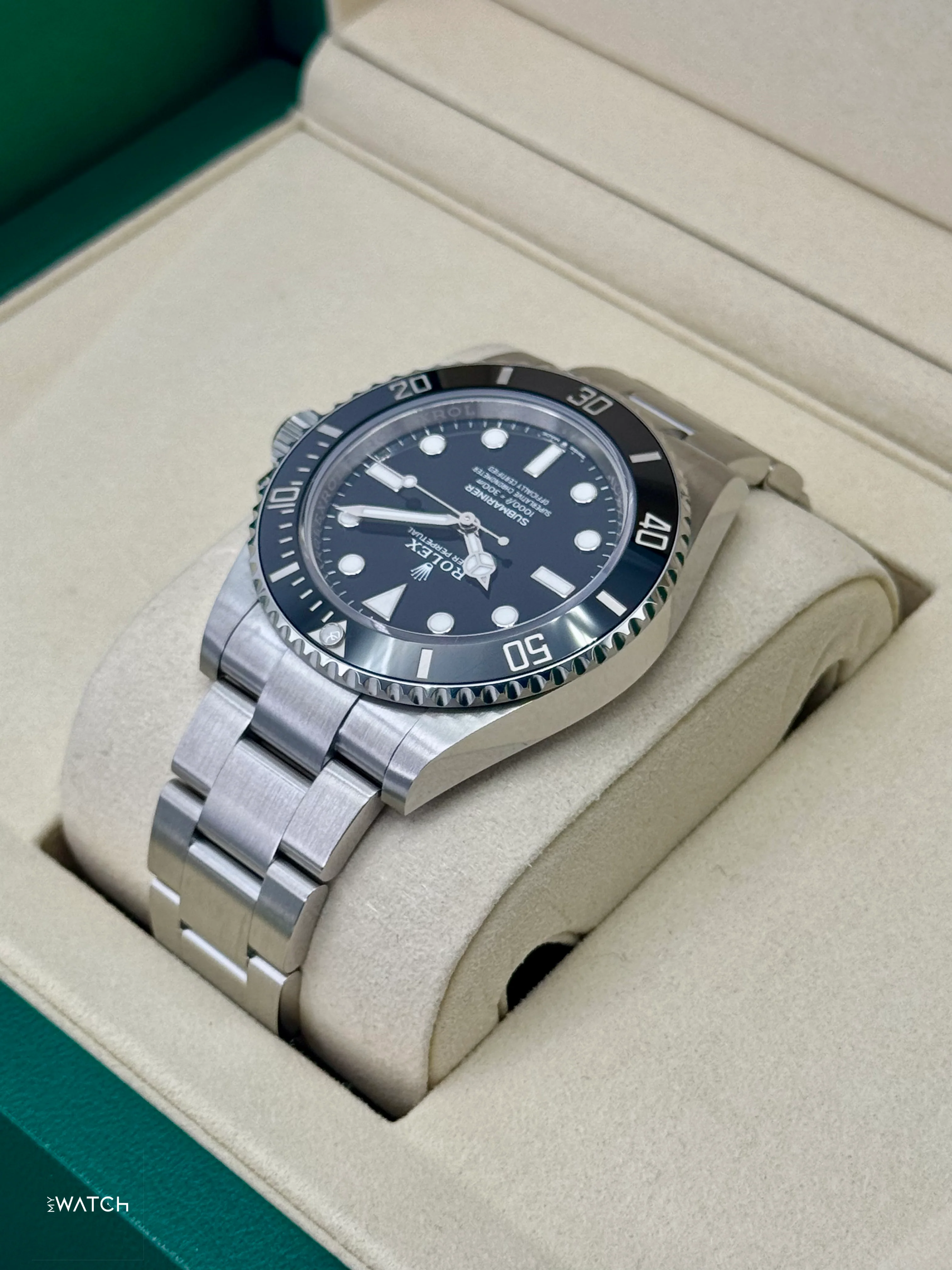 NEW 2025 Rolex Submariner 41mm 124060 Stainless Steel Black Dial (STICKERED) - Image 7