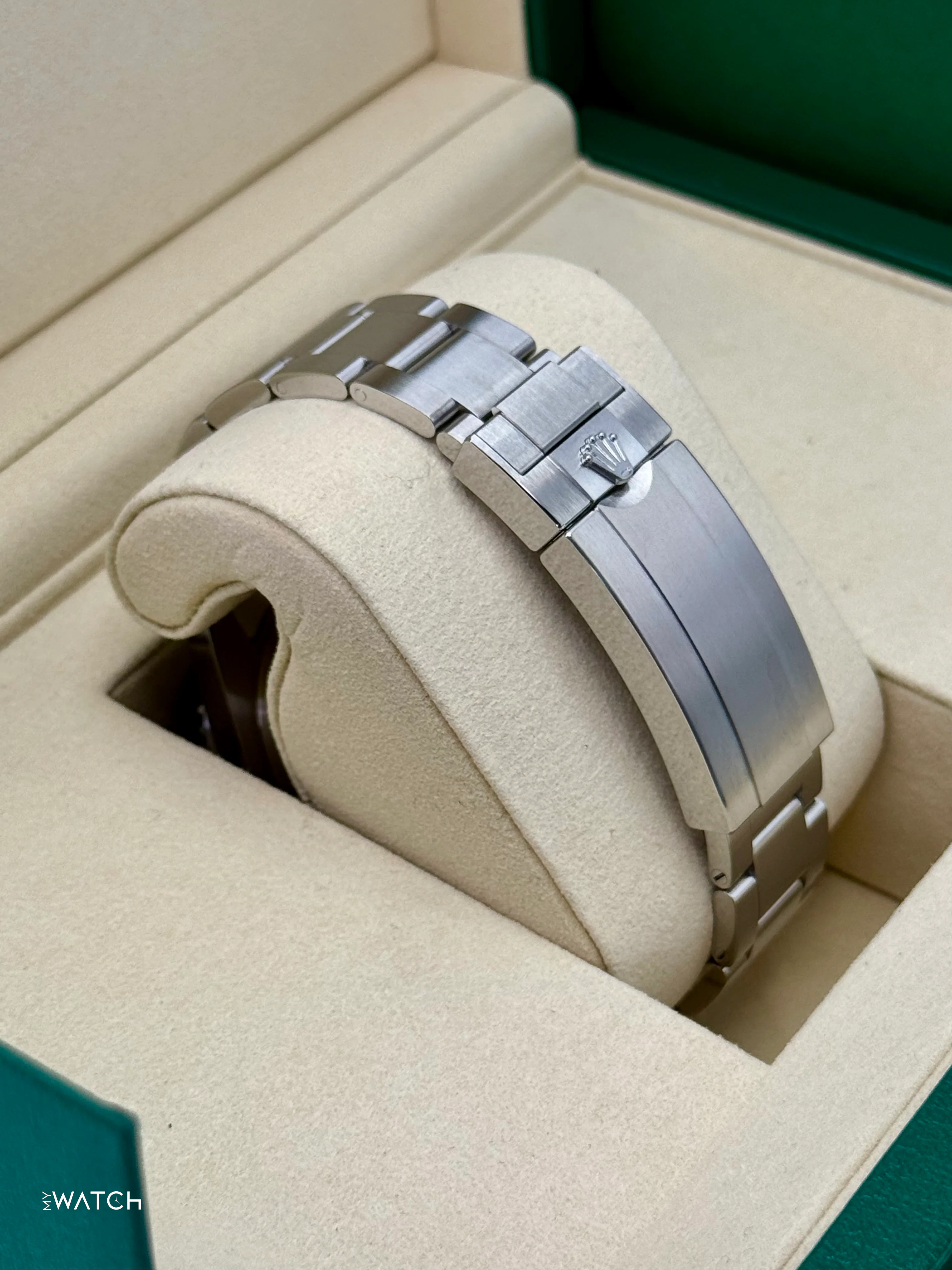NEW 2025 Rolex Submariner "Starbucks" 41mm 126610LV Black Dial - Image 2