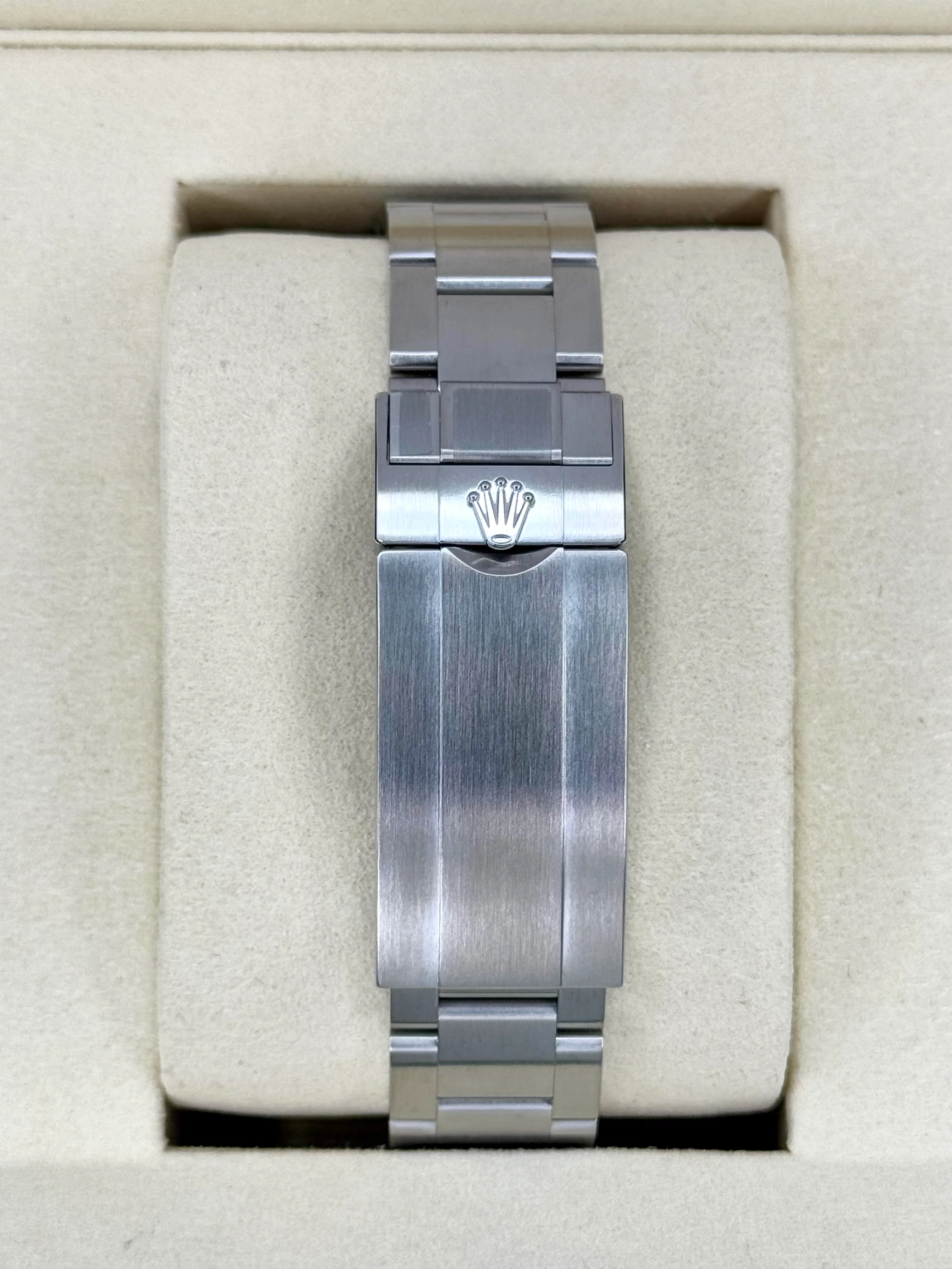 2025 Rolex Submariner "Starbucks" 41mm 126610LV Black Dial - Image 2