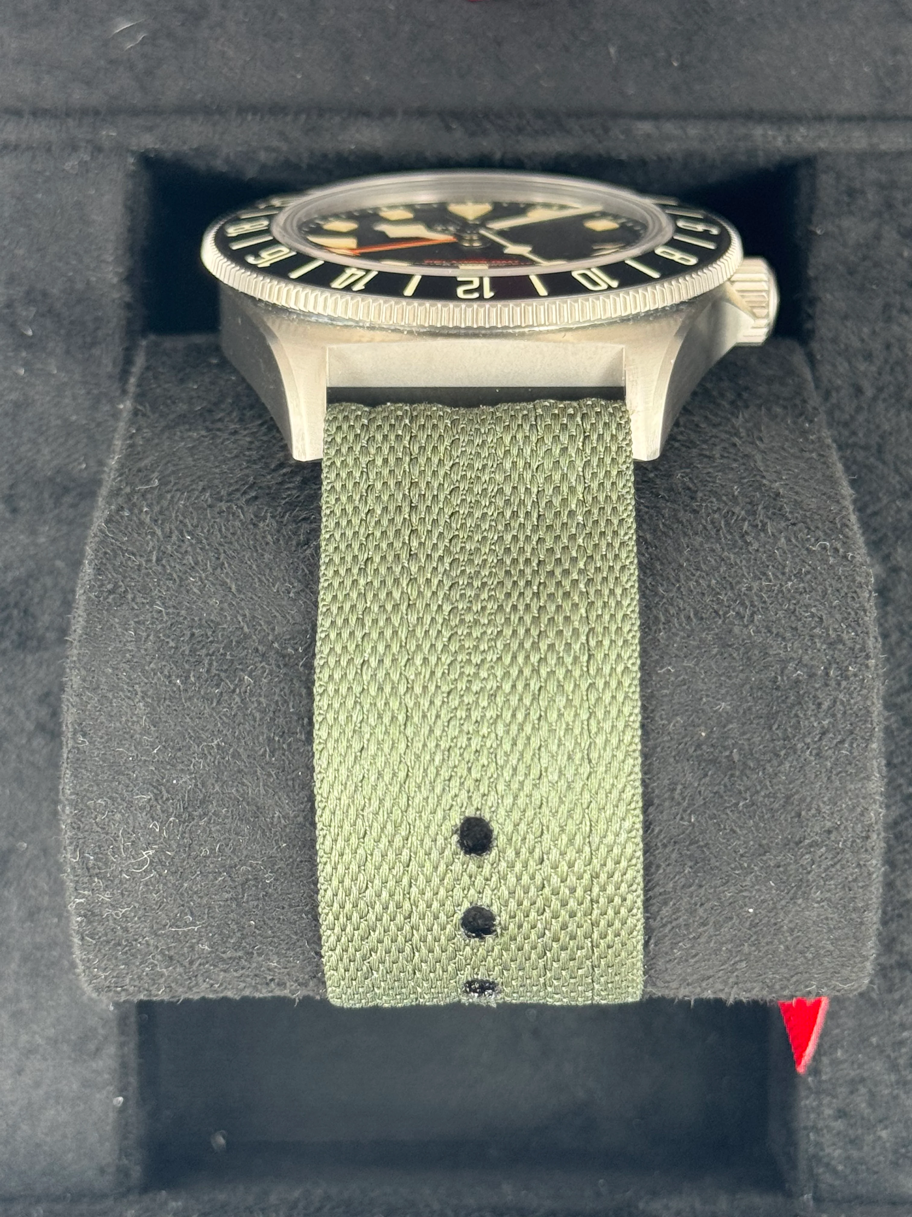 NEW 2025 Tudor Pelagos Fxd GMT 42mm 2542G257NU Titanium Black Dial - Image 3