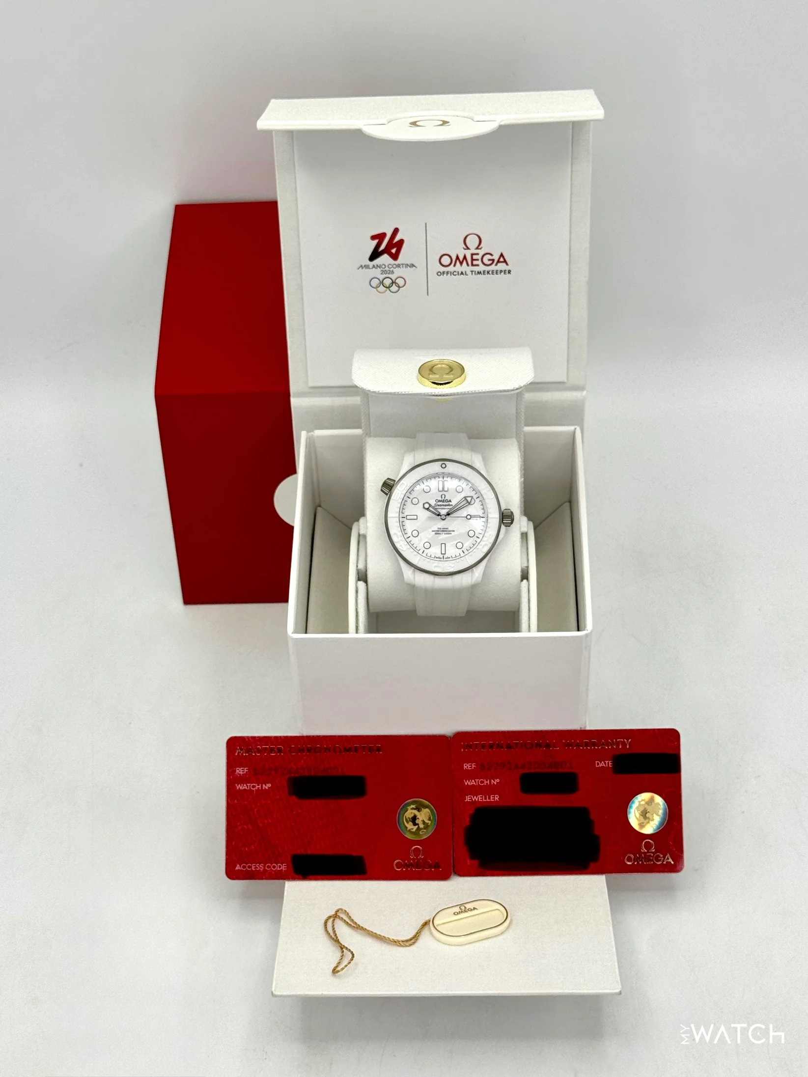 NEW 2026 Omega Seamaster Diver 300M 43.5mm 522.92.44.20.04.001 White - Image 10
