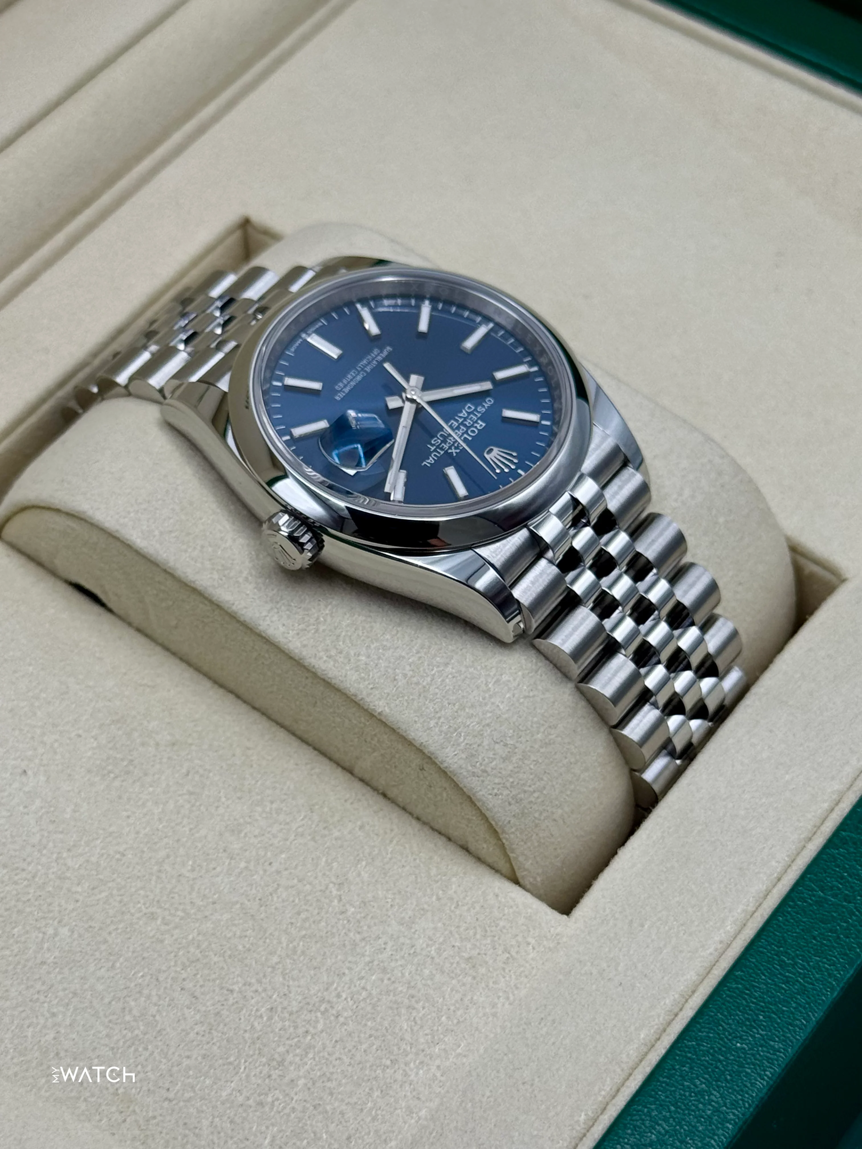 NEW 2026 Rolex Datejust 36mm 126200 Stainless Steel Jubilee Blue Dial - Image 8