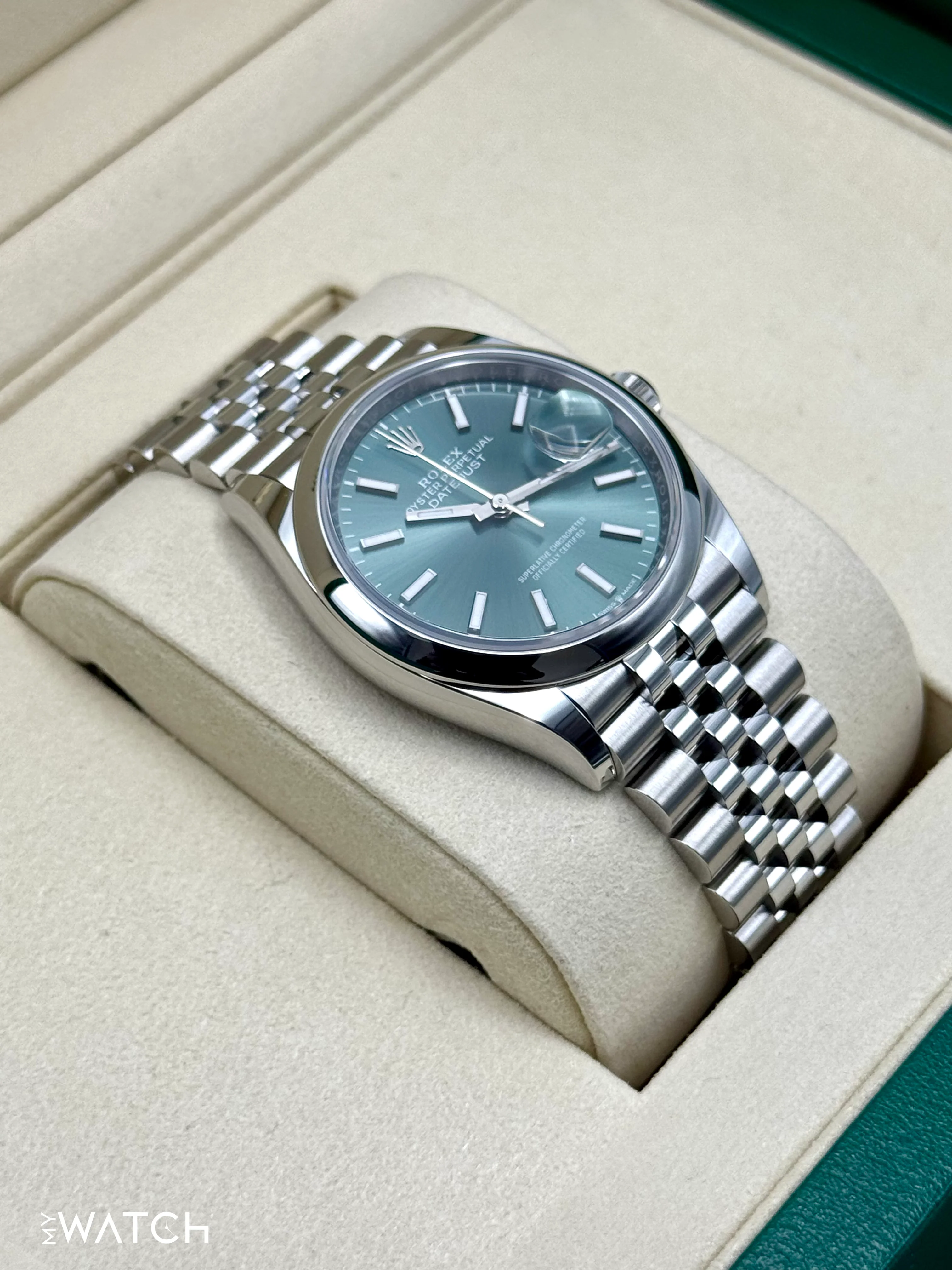 NEW 2026 Rolex Datejust 36mm 126200 Stainless Steel Jubilee Green Dial - Image 5