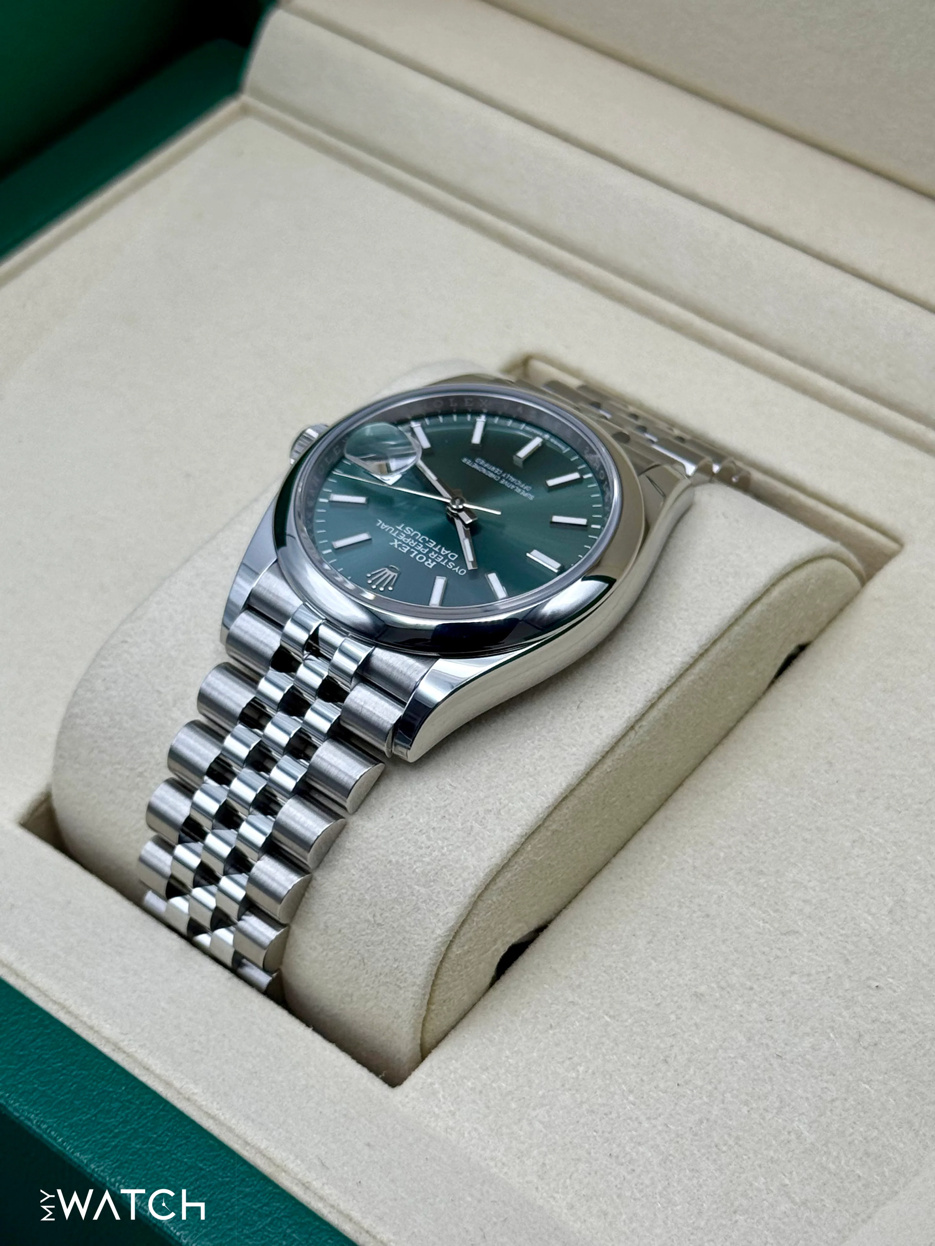 NEW 2026 Rolex Datejust 36mm 126200 Stainless Steel Jubilee Green Dial - Image 7