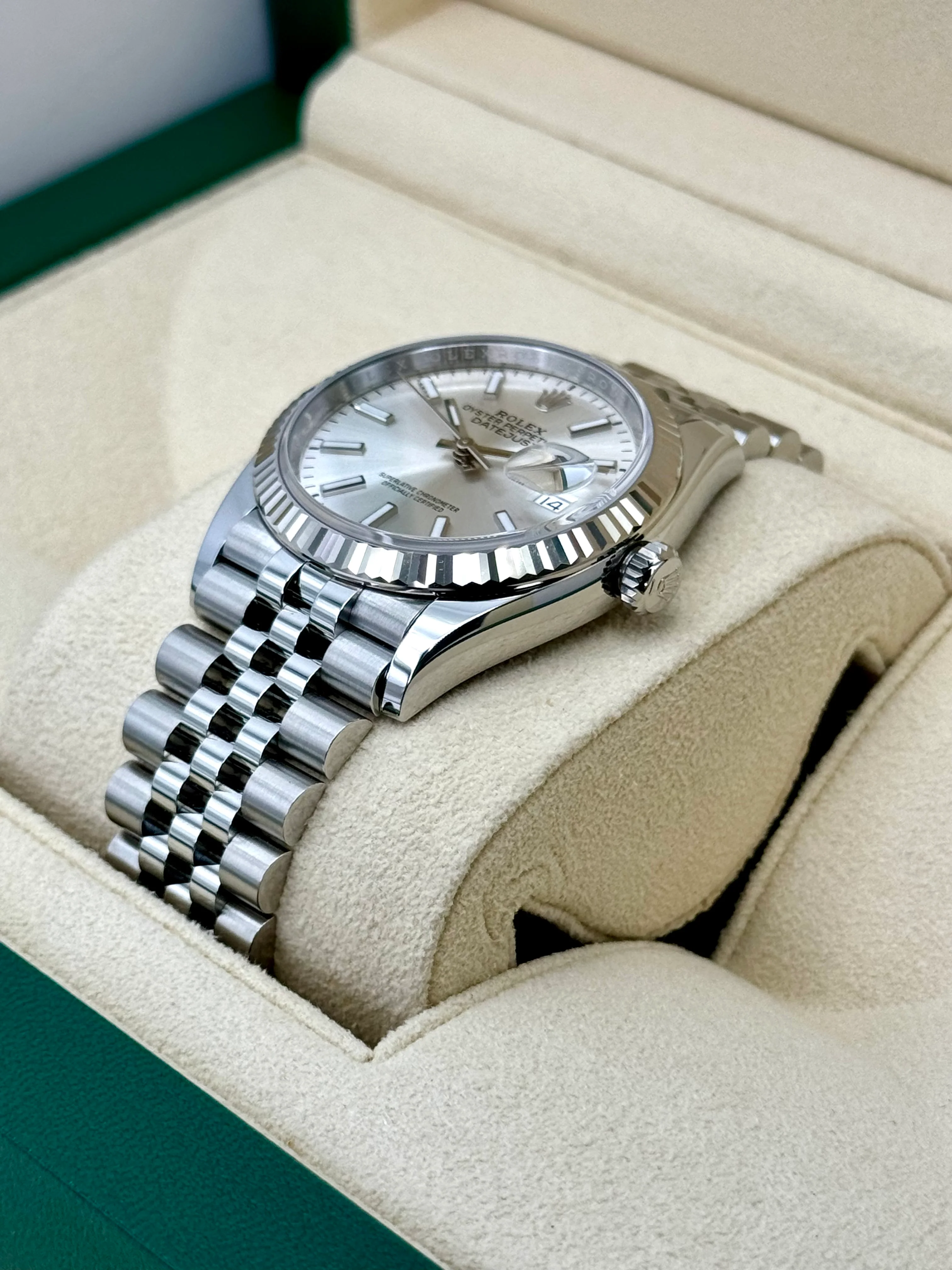 NEW 2026 Rolex Datejust 36mm 126234 Stainless Steel Jubilee Silver Dial - Image 5