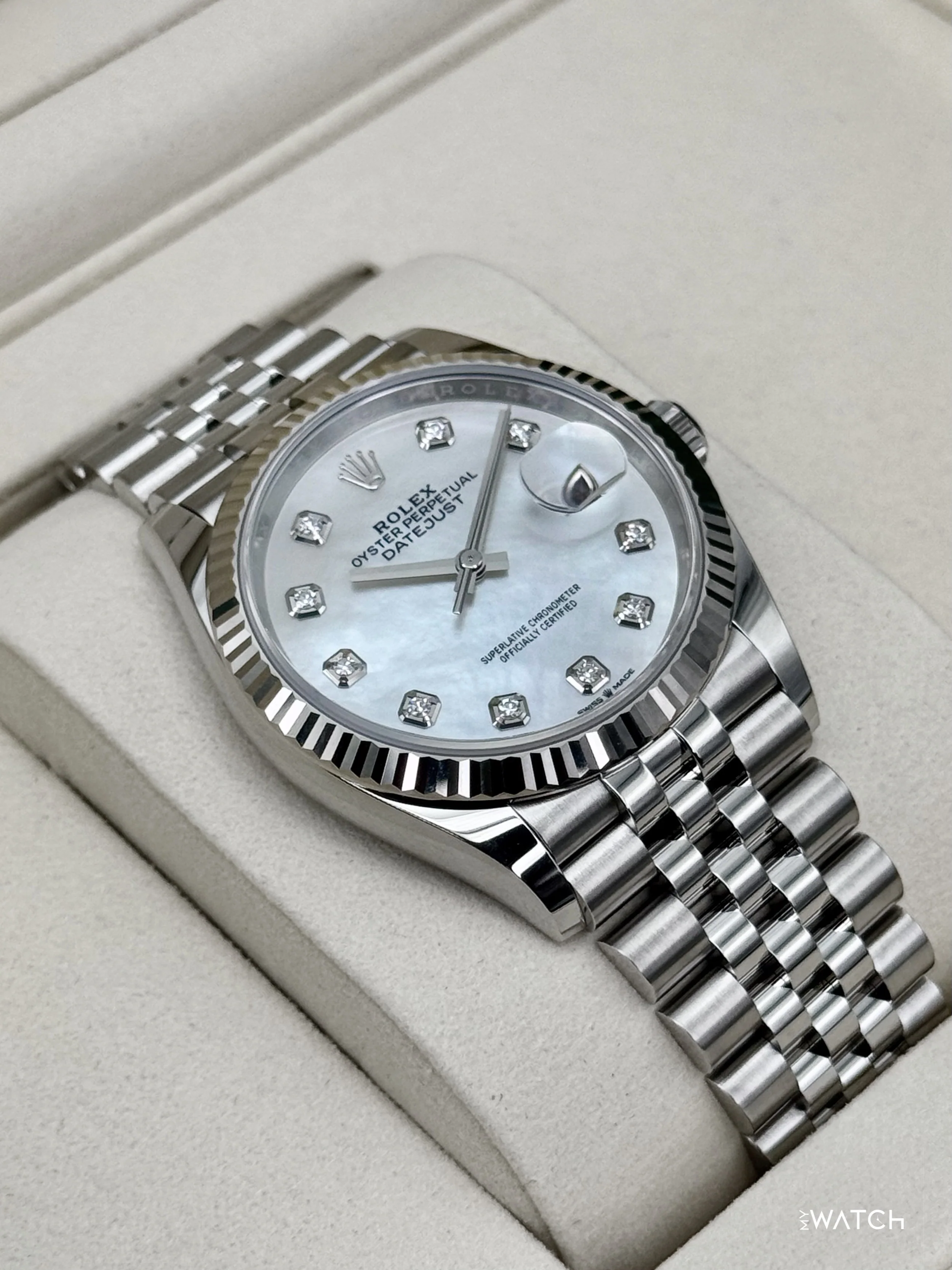 NEW 2026 Rolex Datejust 36mm 126234 Stainless Steel MOP Diamond Dial (STICKERED) - Image 6