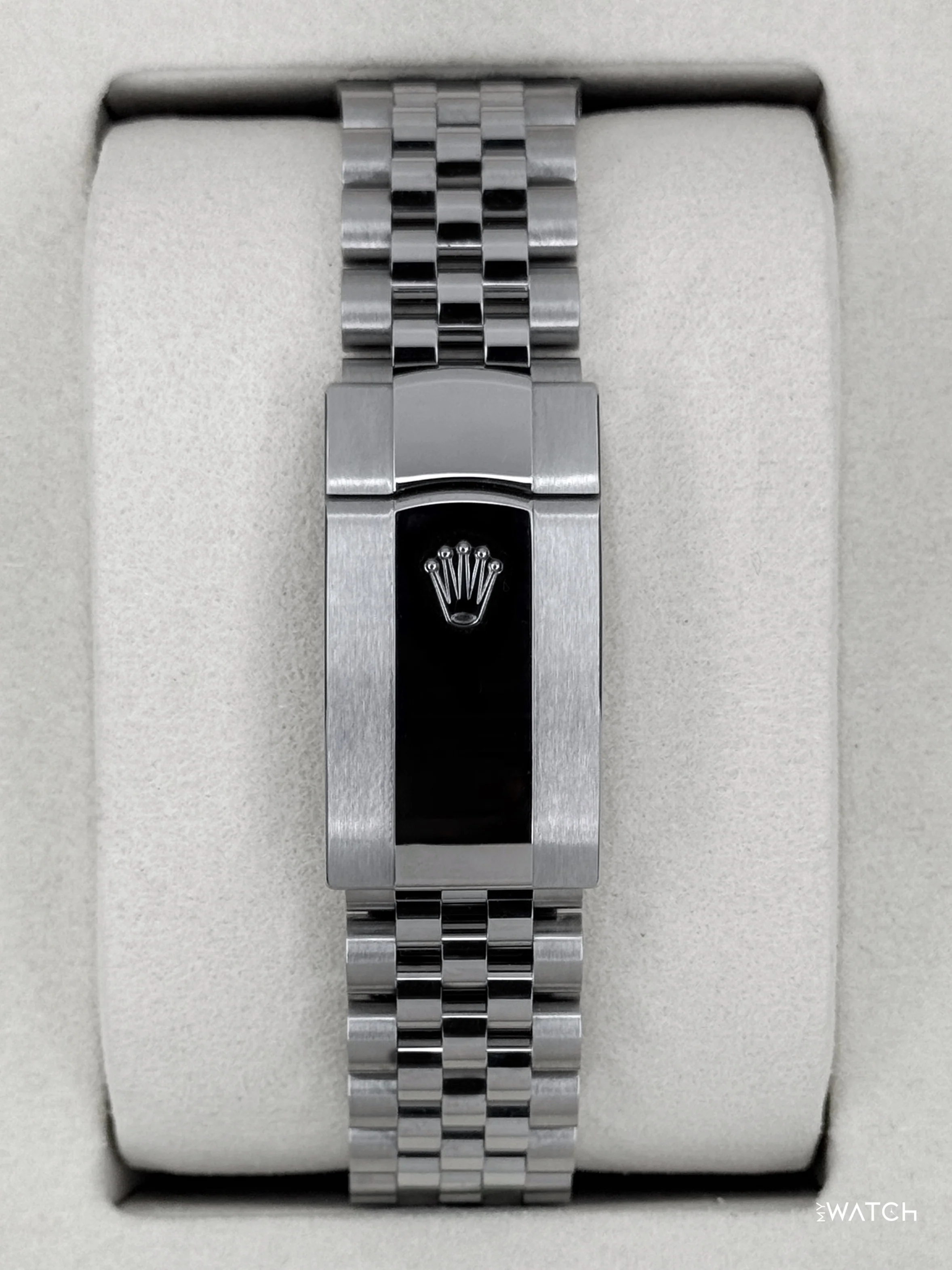 NEW 2026 Rolex Datejust 41mm 126300 Stainless Steel Jubilee Blue Dial - Image 2