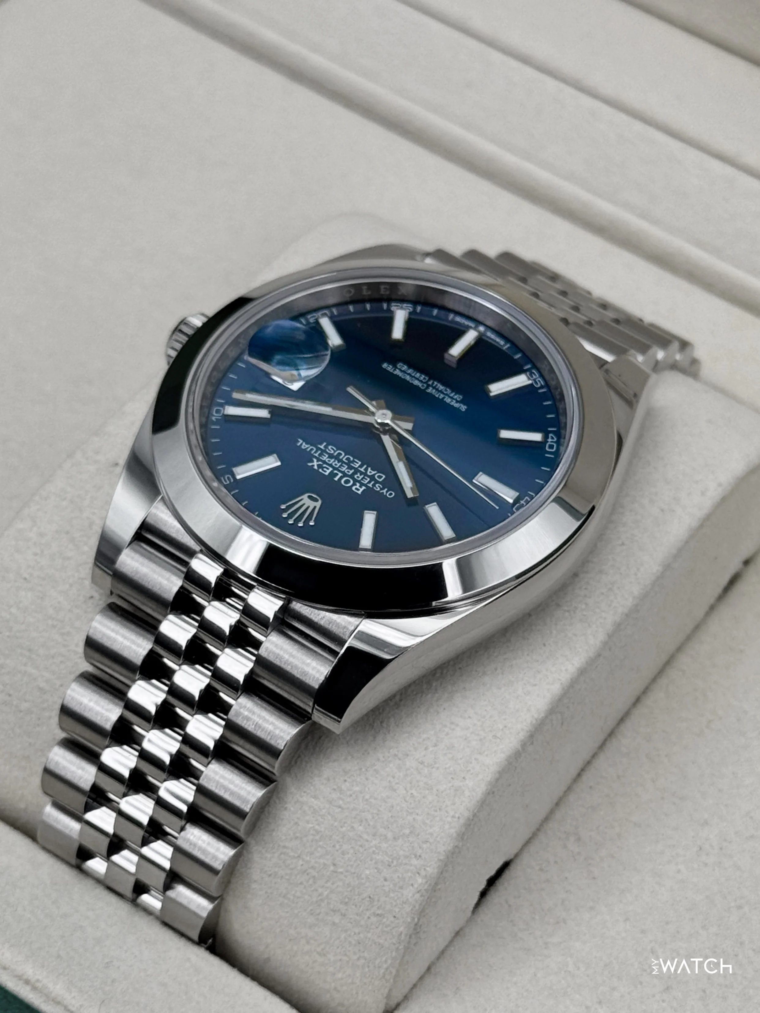 NEW 2026 Rolex Datejust 41mm 126300 Stainless Steel Jubilee Blue Dial - Image 7