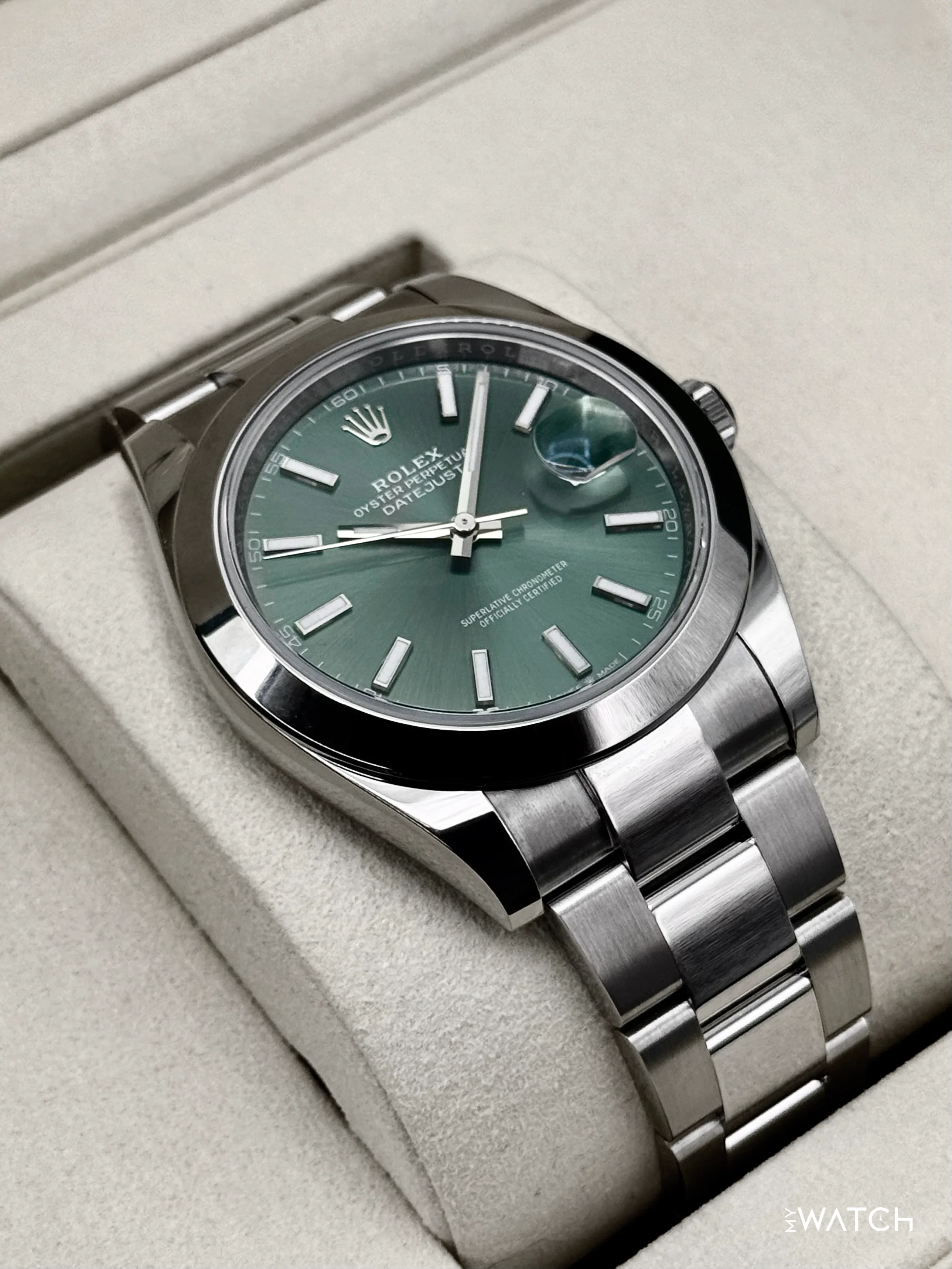 NEW 2026 Rolex Datejust 41mm 126300 Stainless Steel Oyster Green Dial - Image 6
