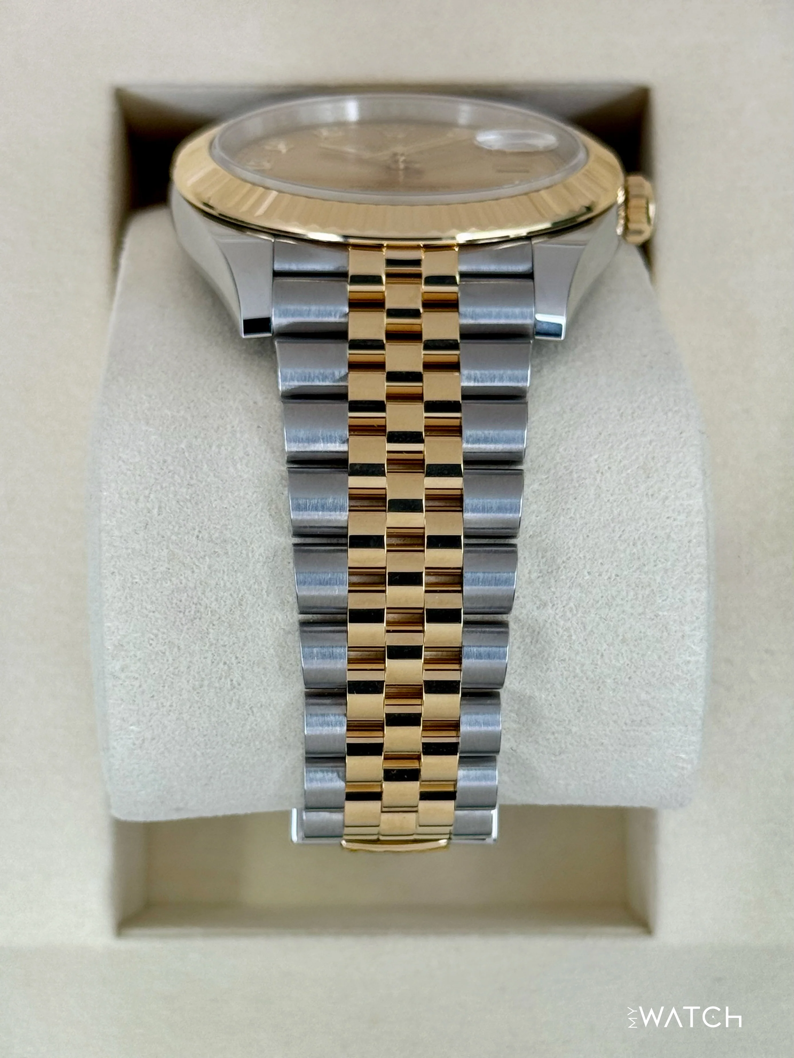 NEW 2026 Rolex Datejust 41mm 126333 Two-Tone Jubilee Champagne Diamond Dial - Image 3