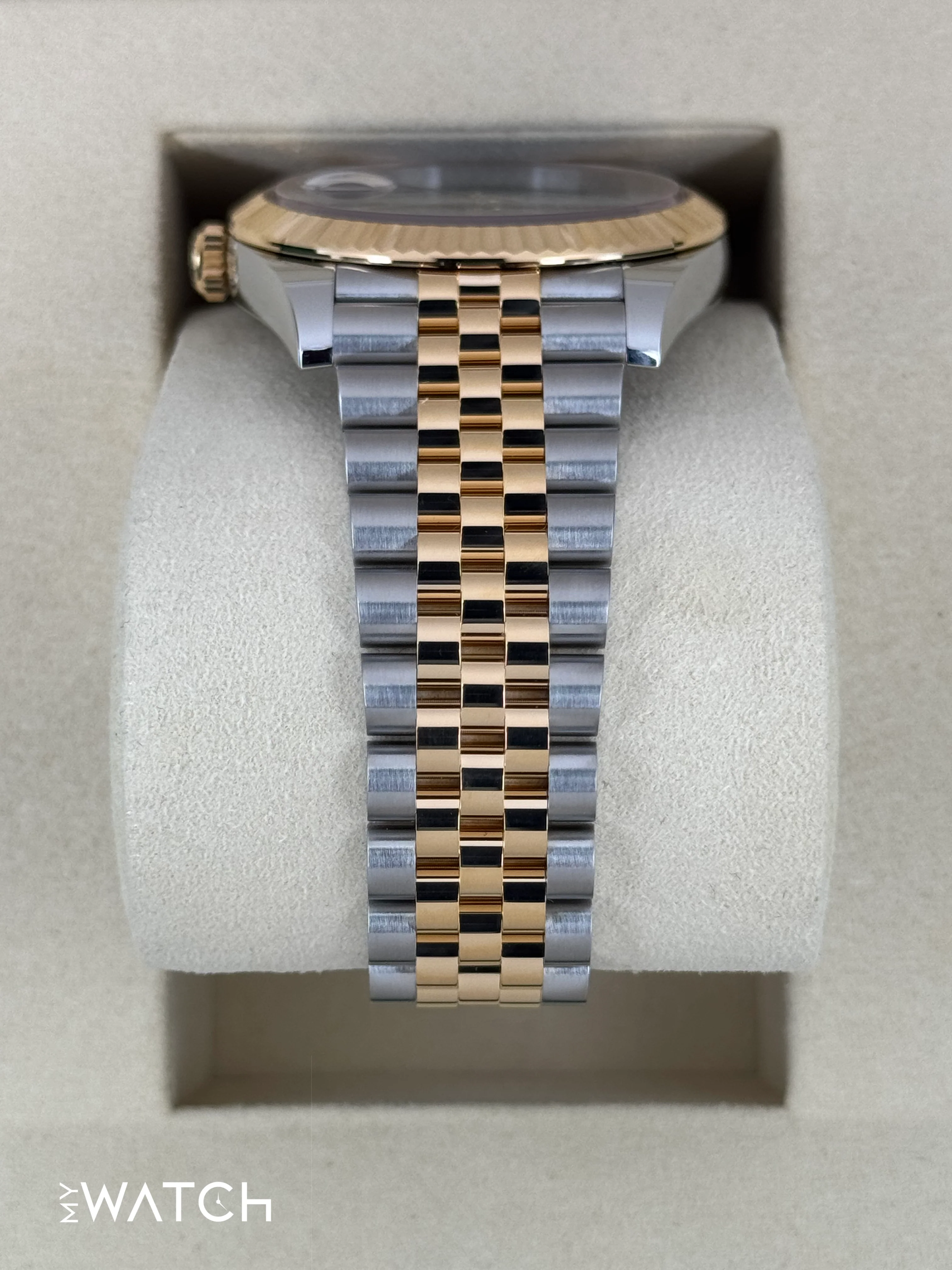 NEW 2026 Rolex Datejust 41mm 126333 Two-Tone Jubilee Wimbledon Dial - Image 4