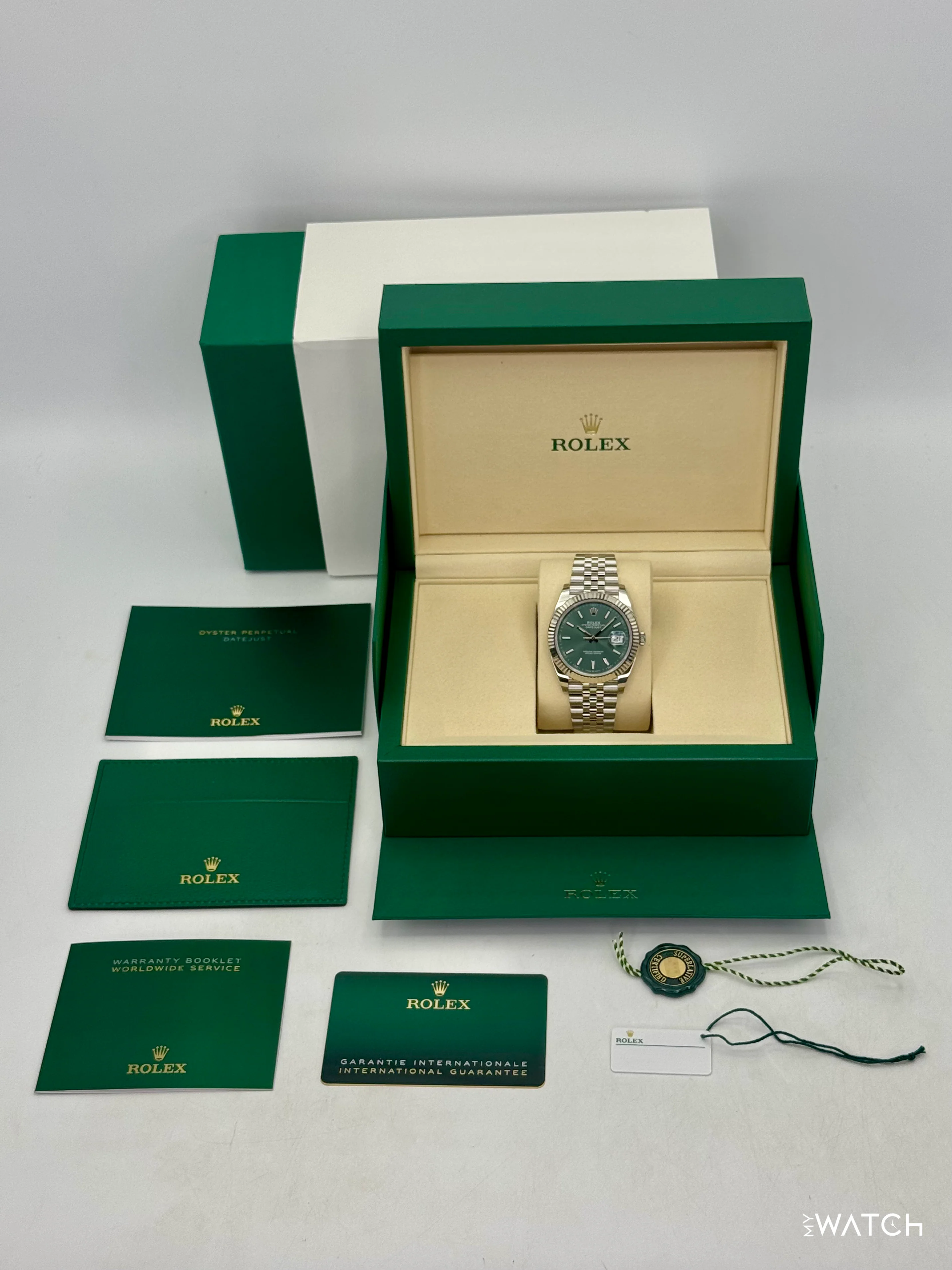 NEW 2026 Rolex Datejust 41mm 126334 Jubilee Green Dial - Image 10