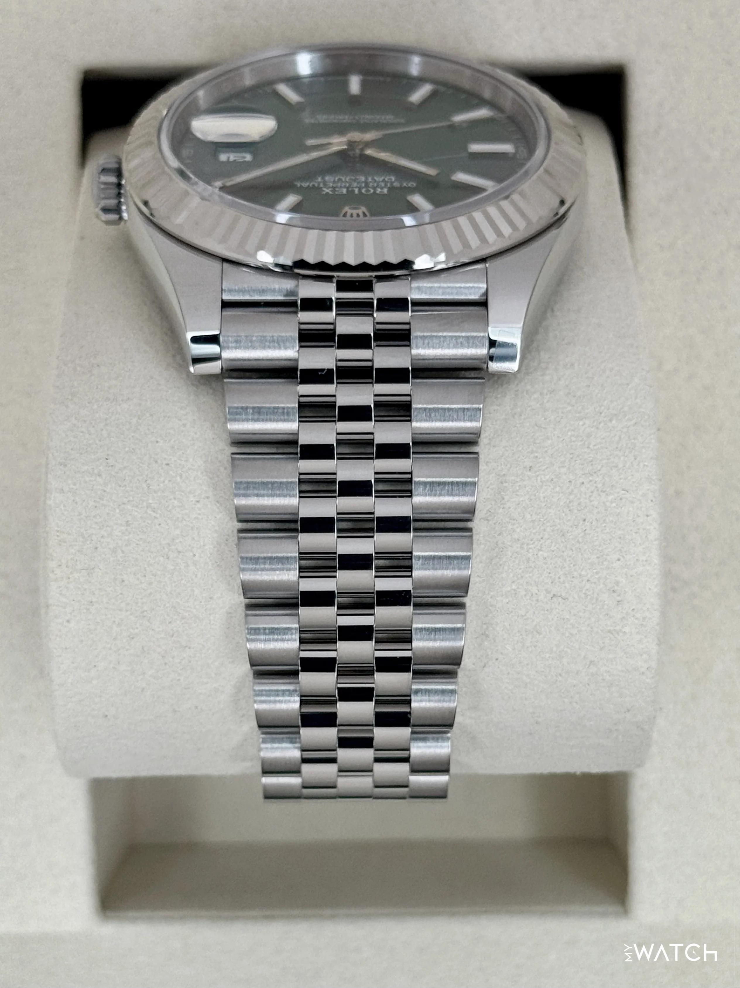 NEW 2026 Rolex Datejust 41mm 126334 Jubilee Green Dial - Image 4