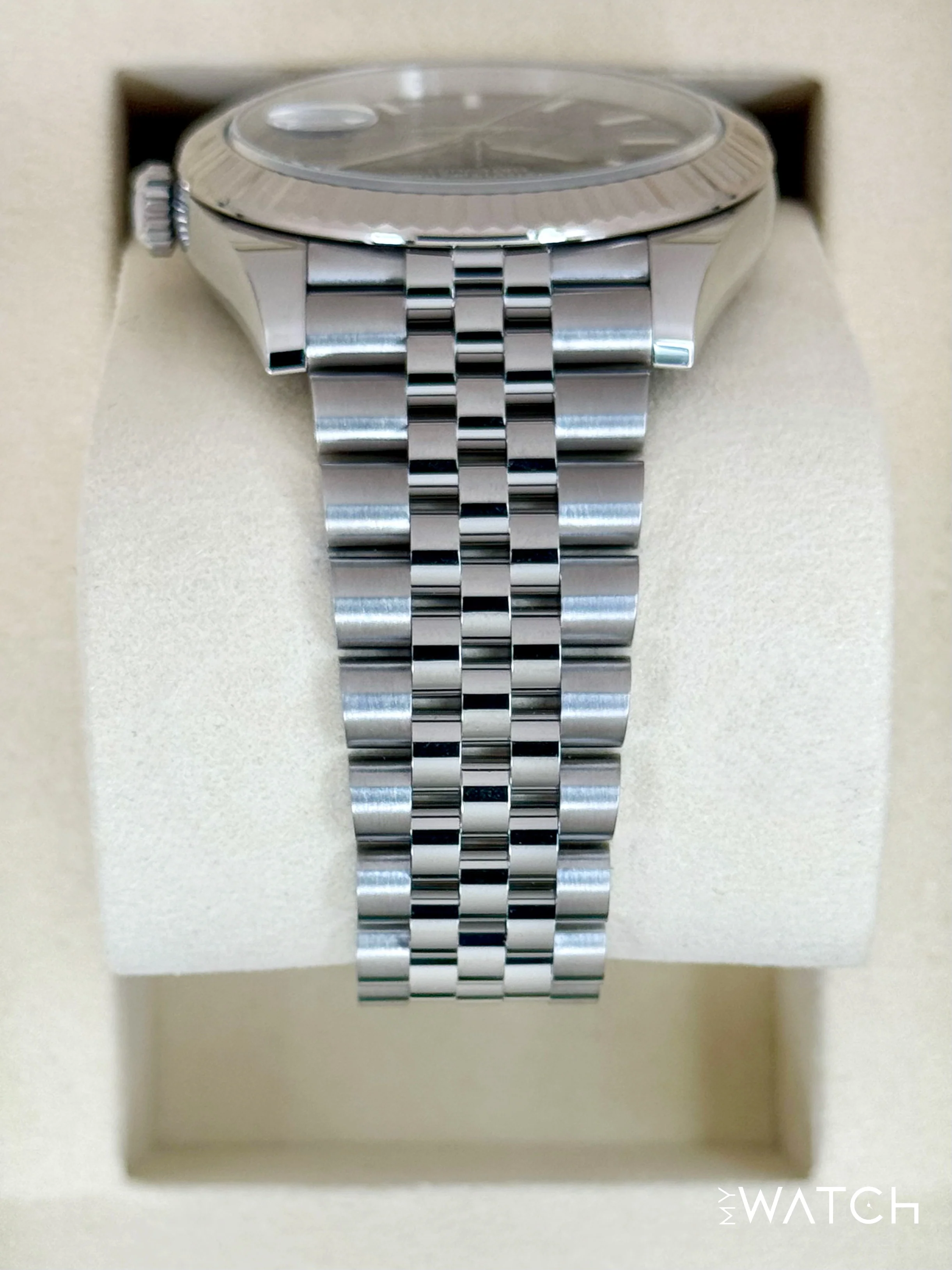 NEW 2026 Rolex Datejust 41mm 126334 Stainless Steel Jubilee Blue Dial - Image 4