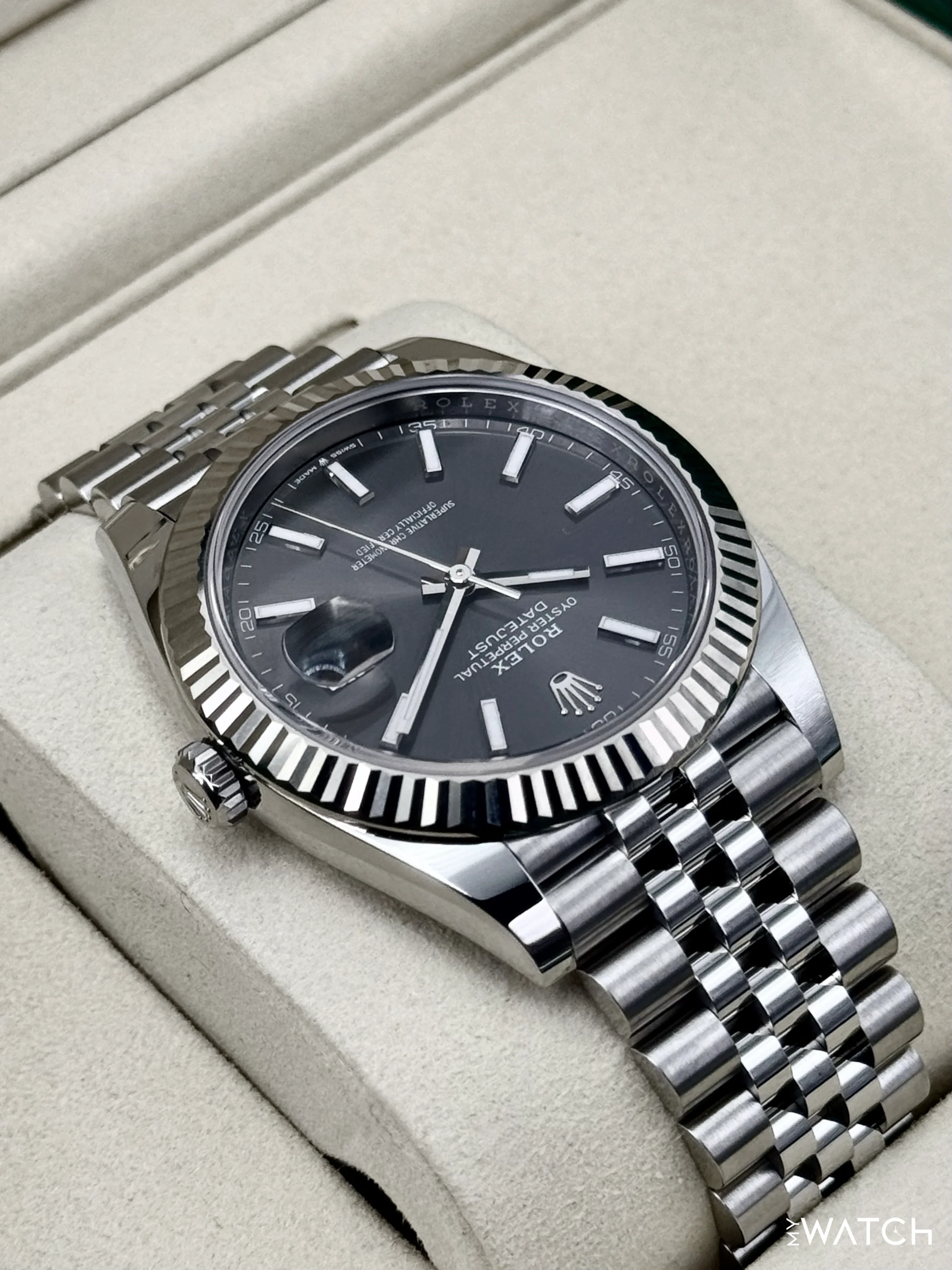 NEW 2026 Rolex Datejust 41mm 126334 Stainless Steel Jubilee Rhodium Dial - Image 8