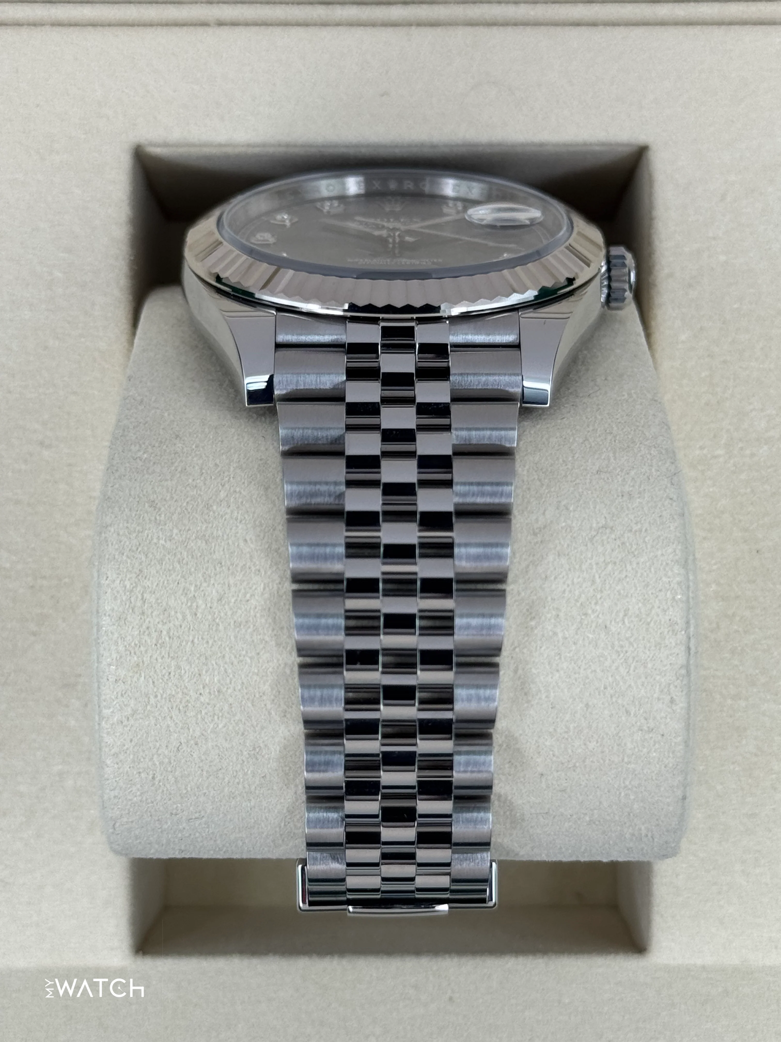 NEW 2026 Rolex Datejust 41mm 126334 Stainless Steel Jubilee Rhodium Diamond Dial - Image 3