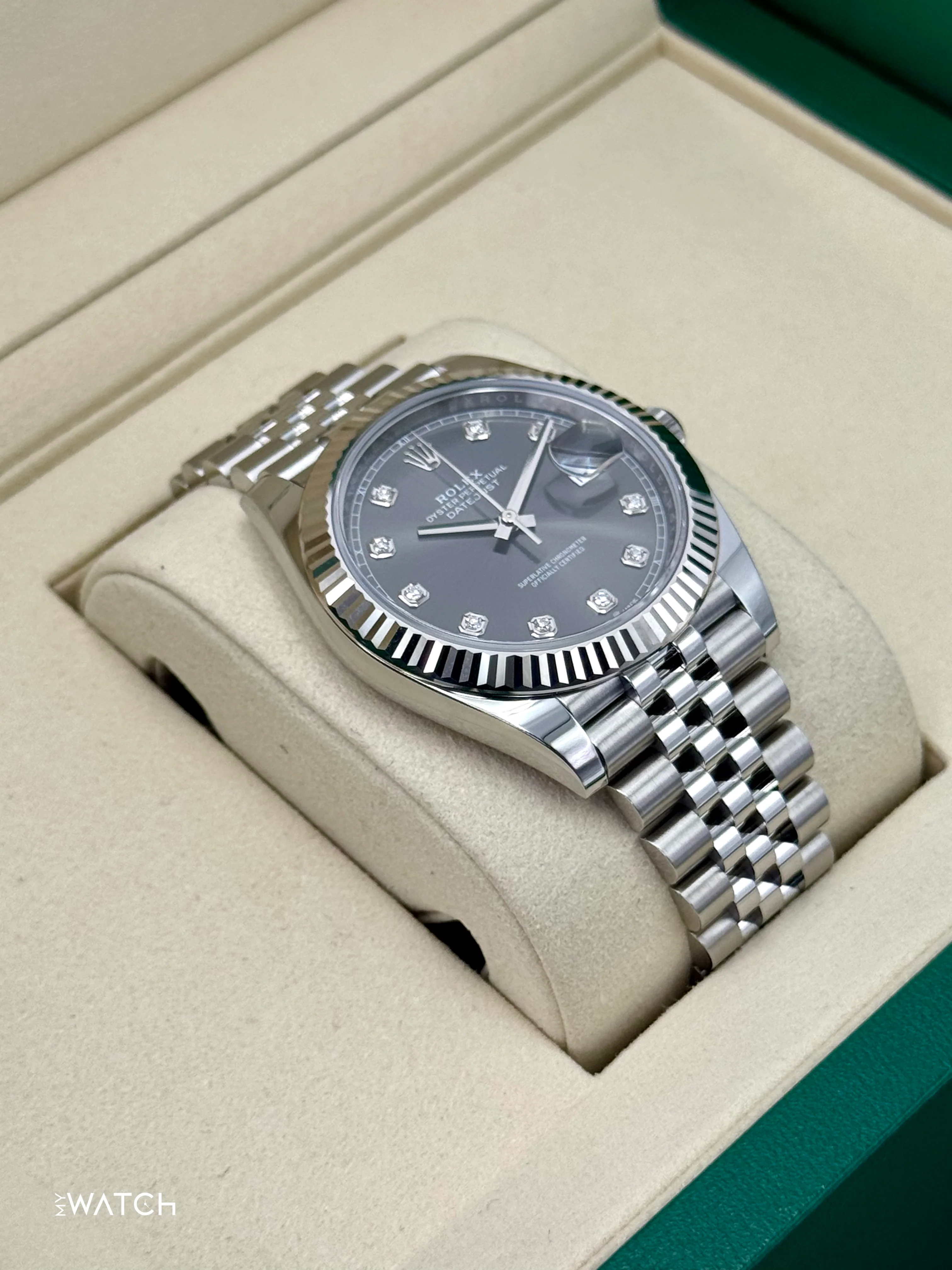 NEW 2026 Rolex Datejust 41mm 126334 Stainless Steel Jubilee Rhodium Diamond Dial - Image 6