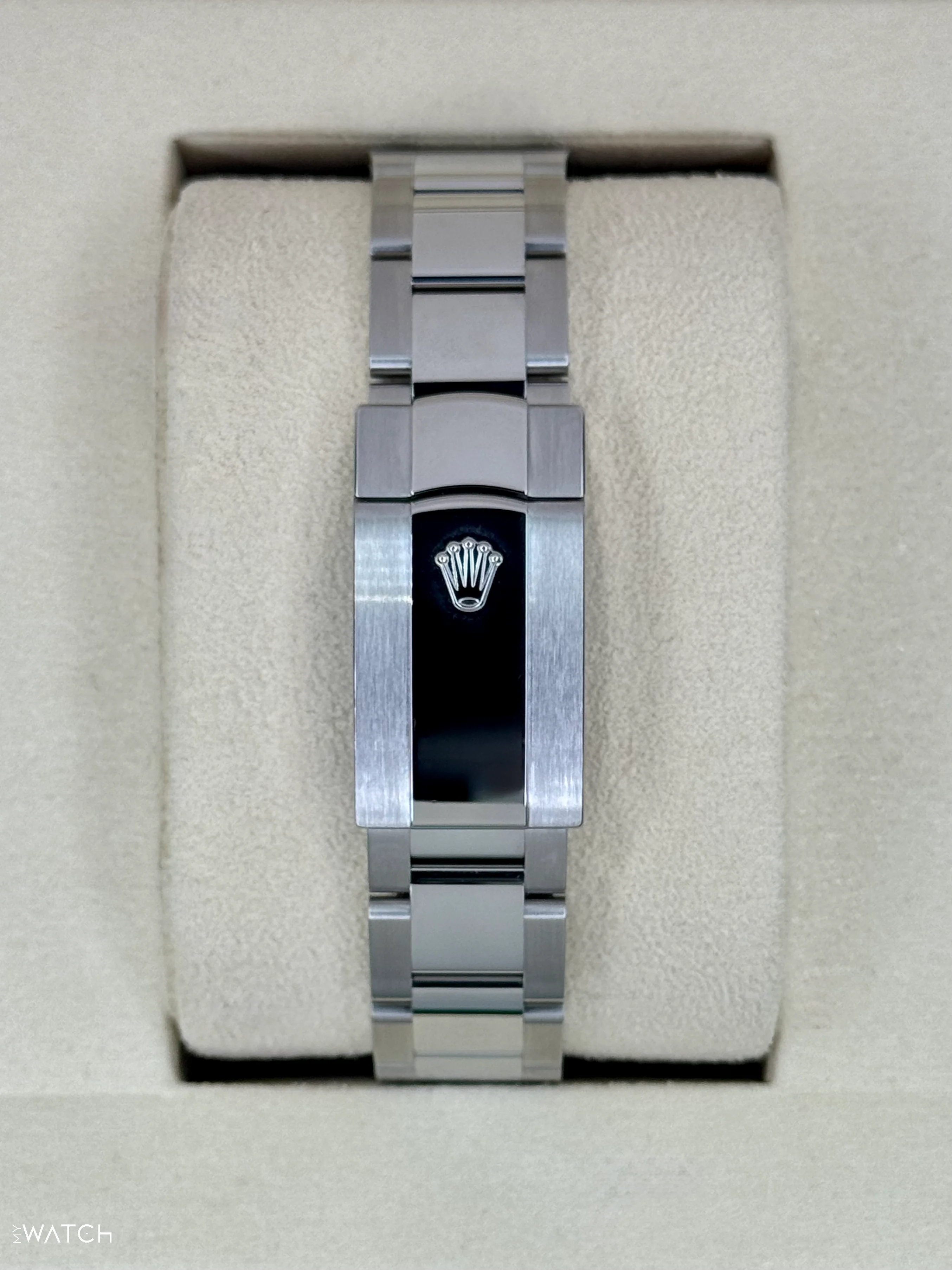 NEW 2026 Rolex Datejust 41mm 126334 Stainless Steel Oyster Wimbledon Dial - Image 2