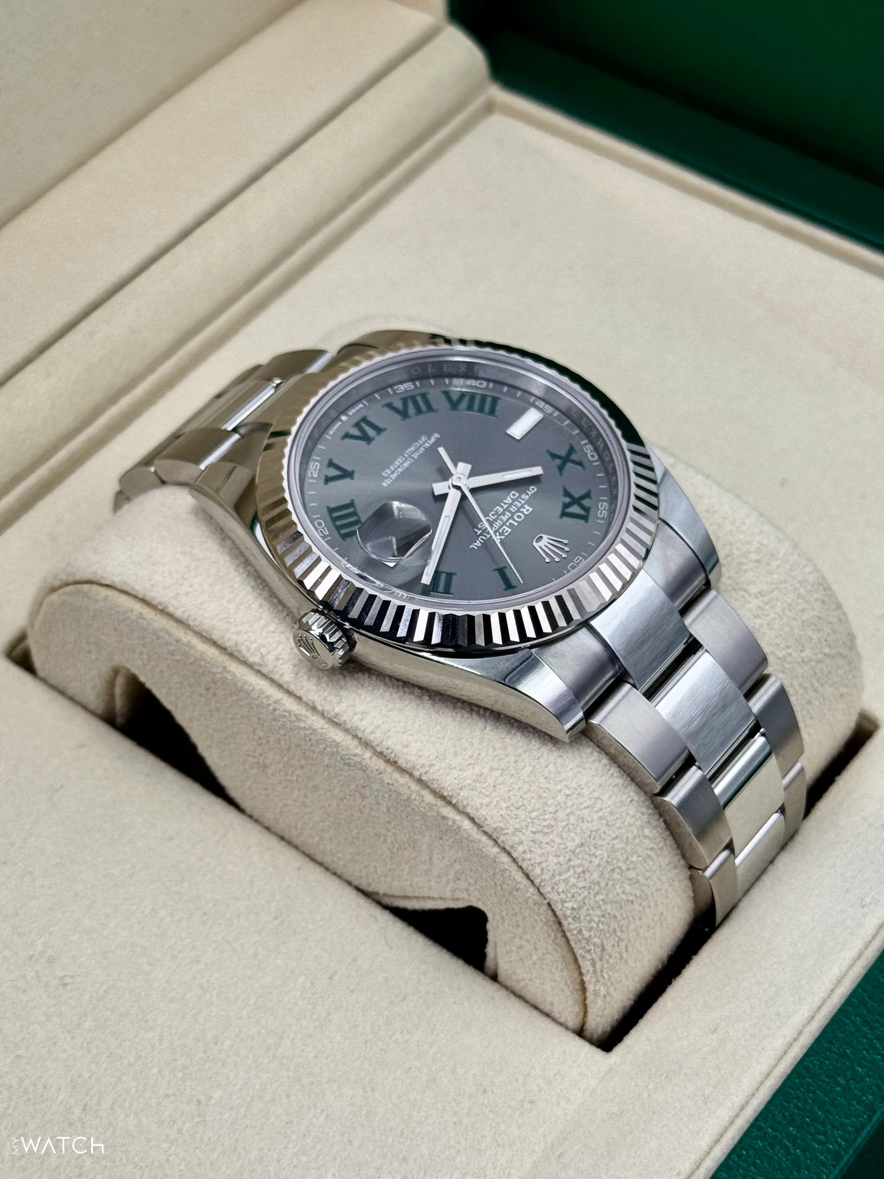 NEW 2026 Rolex Datejust 41mm 126334 Stainless Steel Oyster Wimbledon Dial - Image 8