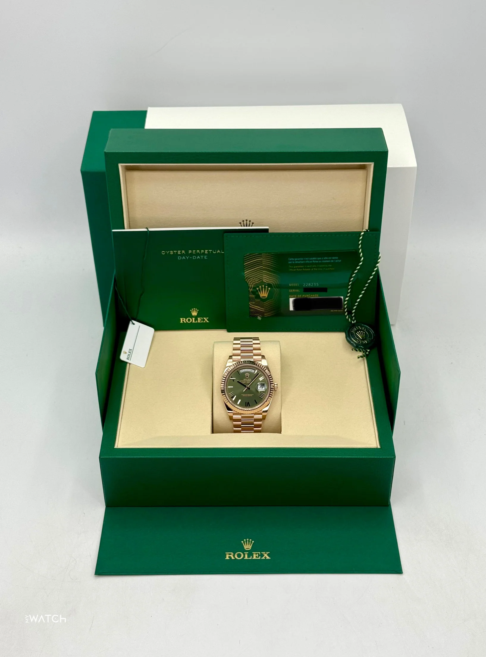 NEW 2026 Rolex Day-Date 40mm 228235 Presidential Rose Gold Olive Green Dial - Image 9