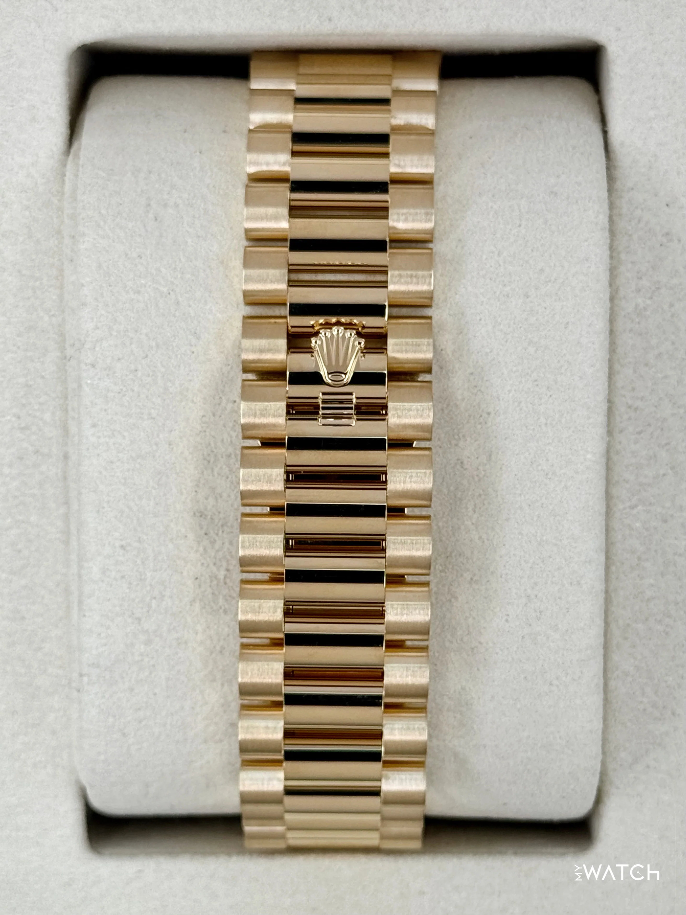 NEW 2026 Rolex Day-Date 40mm 228238 Yellow Gold Black Dial - Image 2