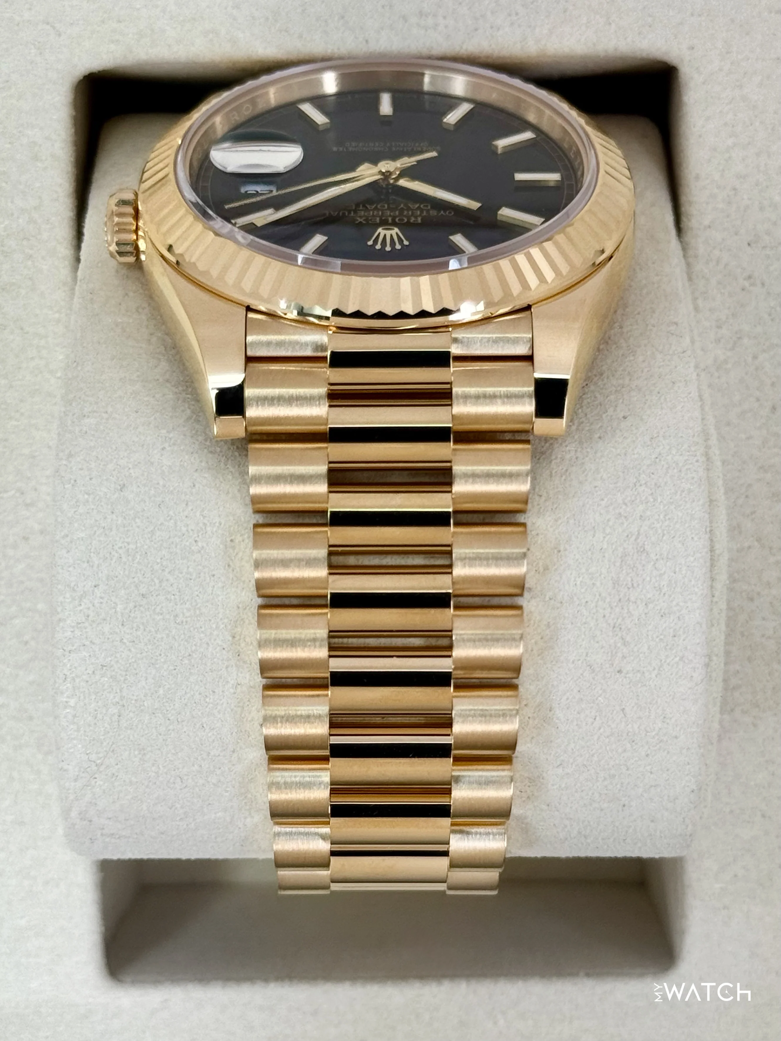 NEW 2026 Rolex Day-Date 40mm 228238 Yellow Gold Black Dial - Image 4