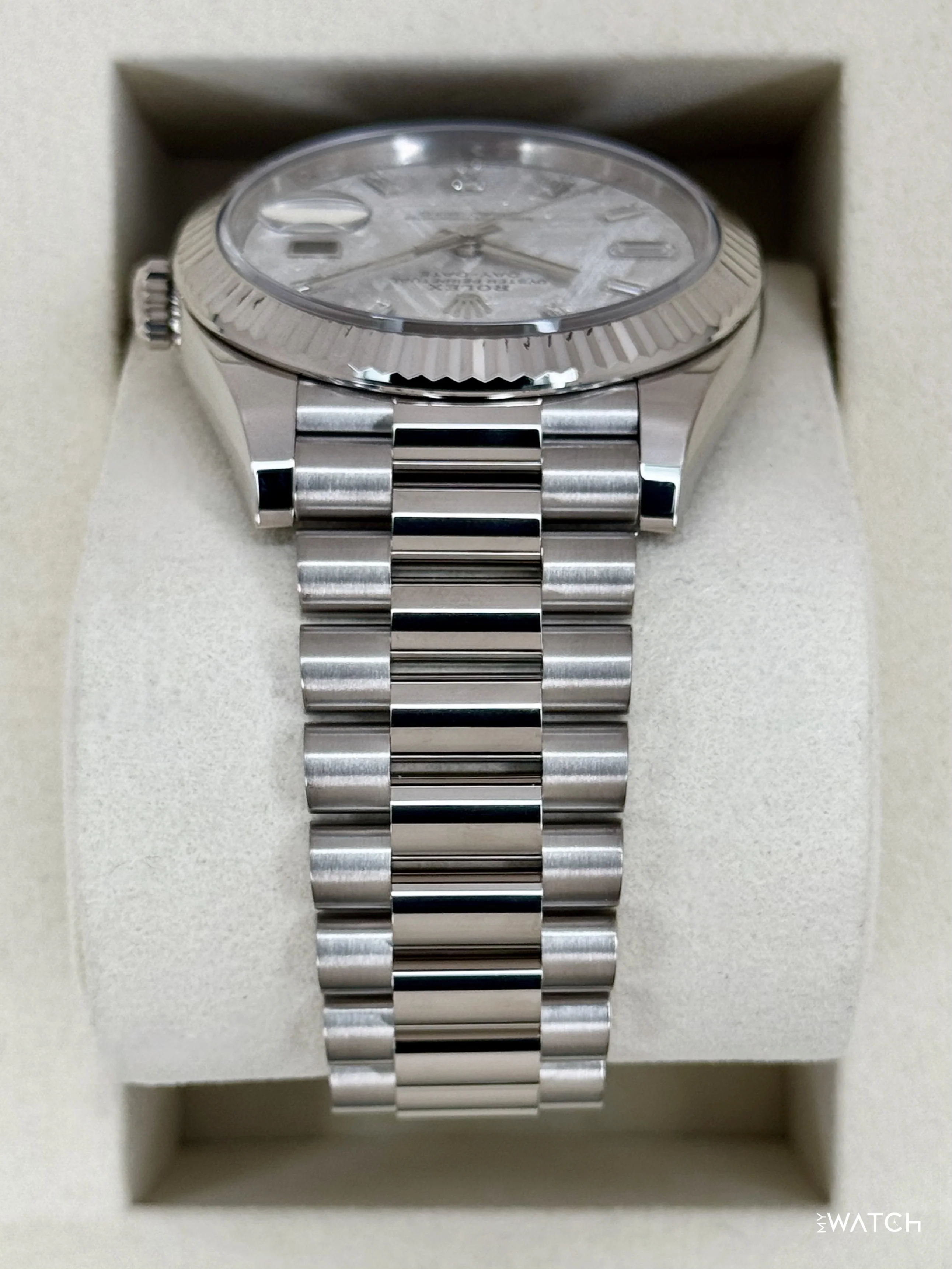 NEW 2026 Rolex Day-Date 40mm 228239 Presidential White Gold Meteorite Diamond Dial - Image 4