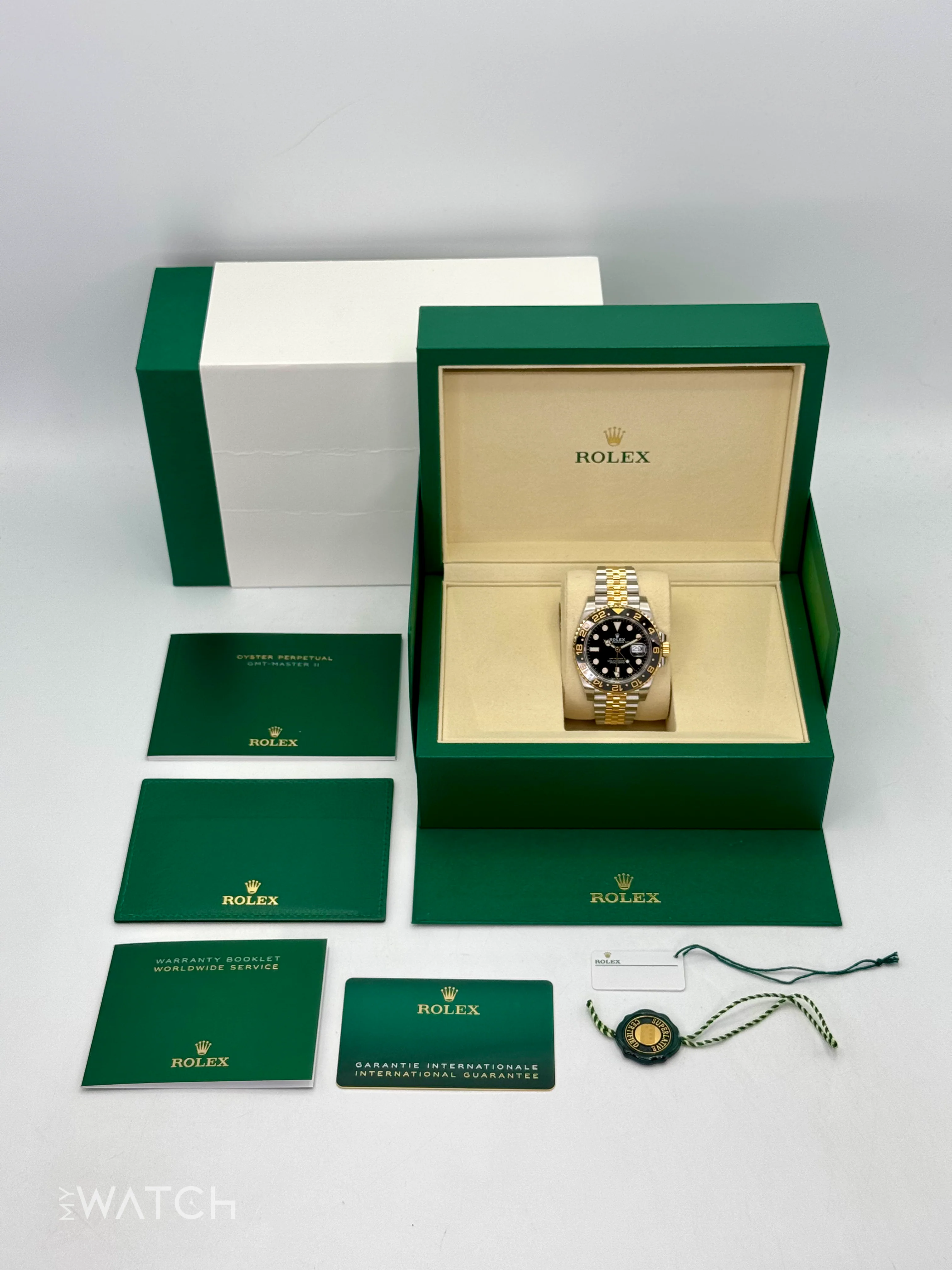 NEW 2026 Rolex GMT-Master II 40mm 126713GRNR Two-Tone Jubilee - Image 10