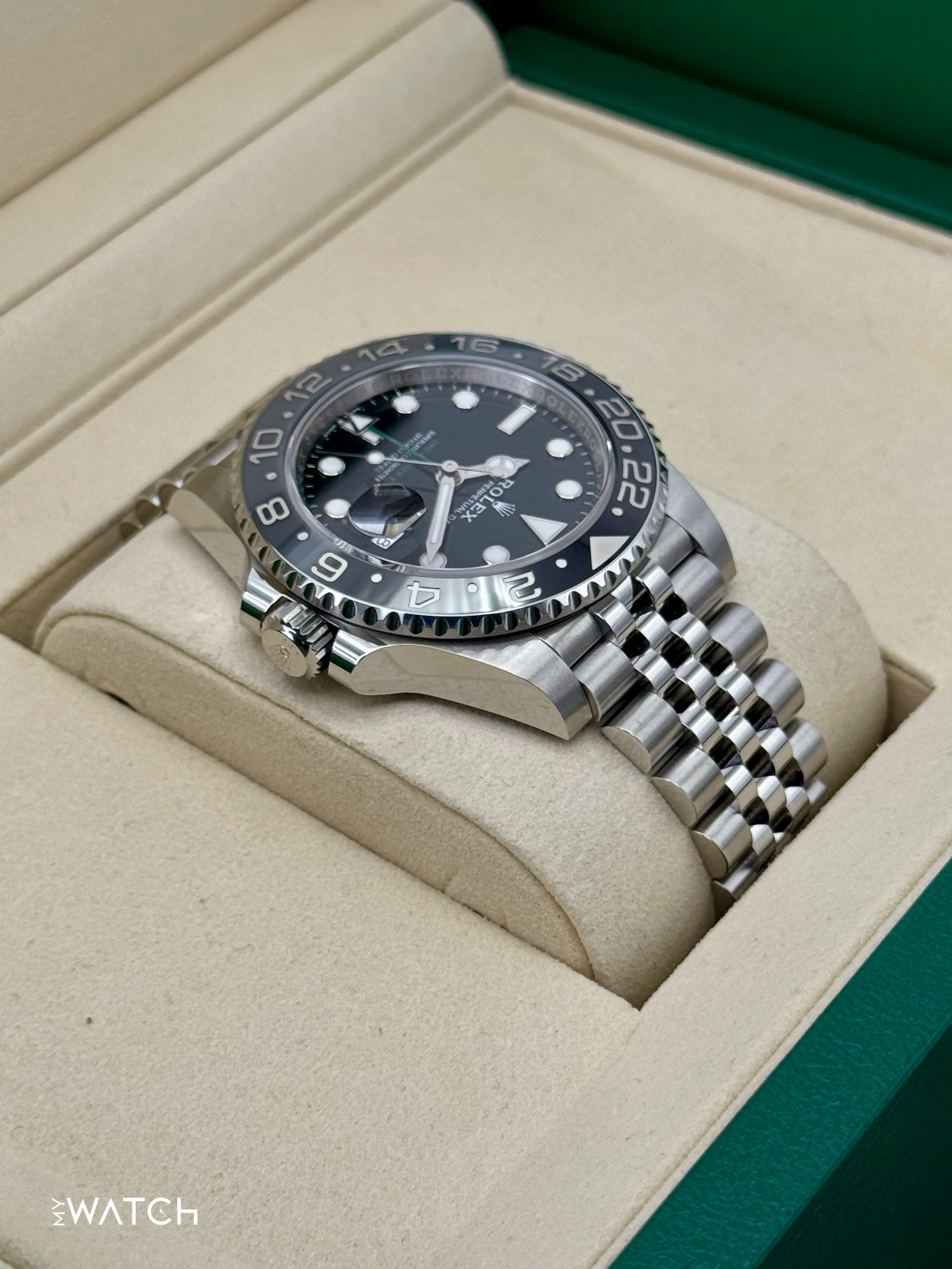 NEW 2026 Rolex GMT-Master II "Bruce Wayne" 40mm 126710GRNR Jubilee - Image 8