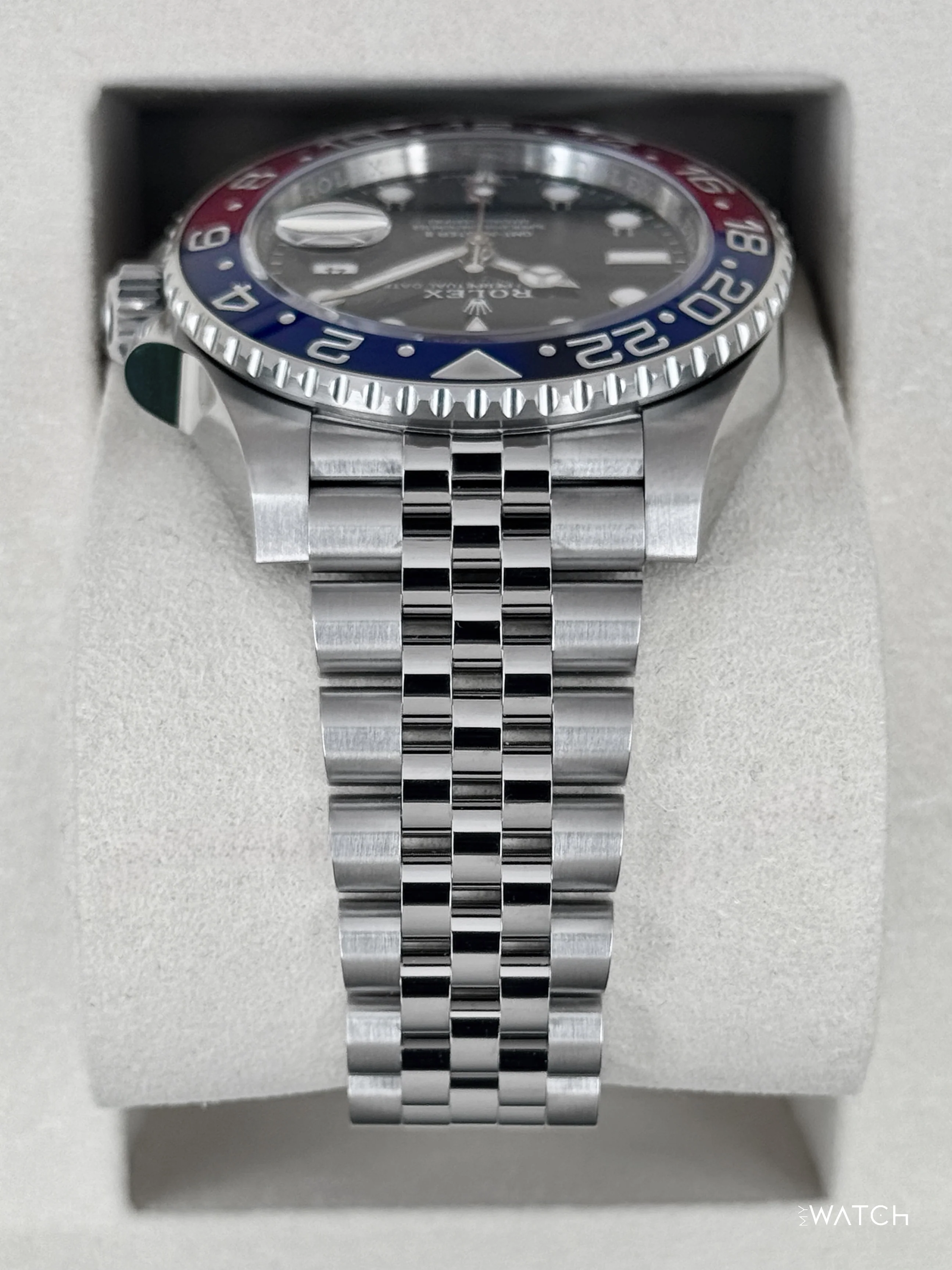 NEW 2026 Rolex GMT-Master II "Pepsi" 40mm 126710BLRO Jubilee (STICKERED) - Image 4