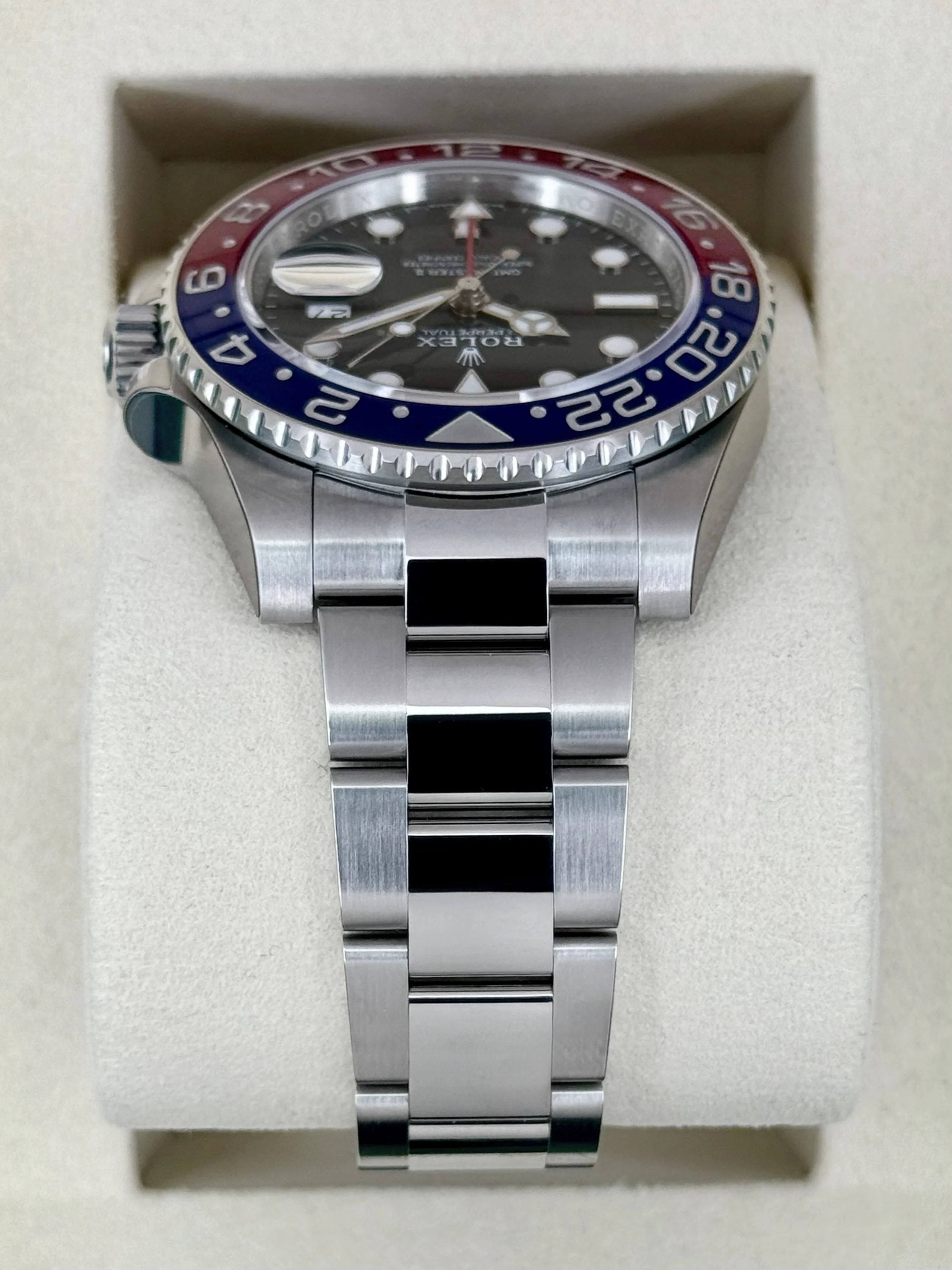 NEW 2026 Rolex GMT-Master II "Pepsi" 40mm 126710BLRO Oyster - Image 4