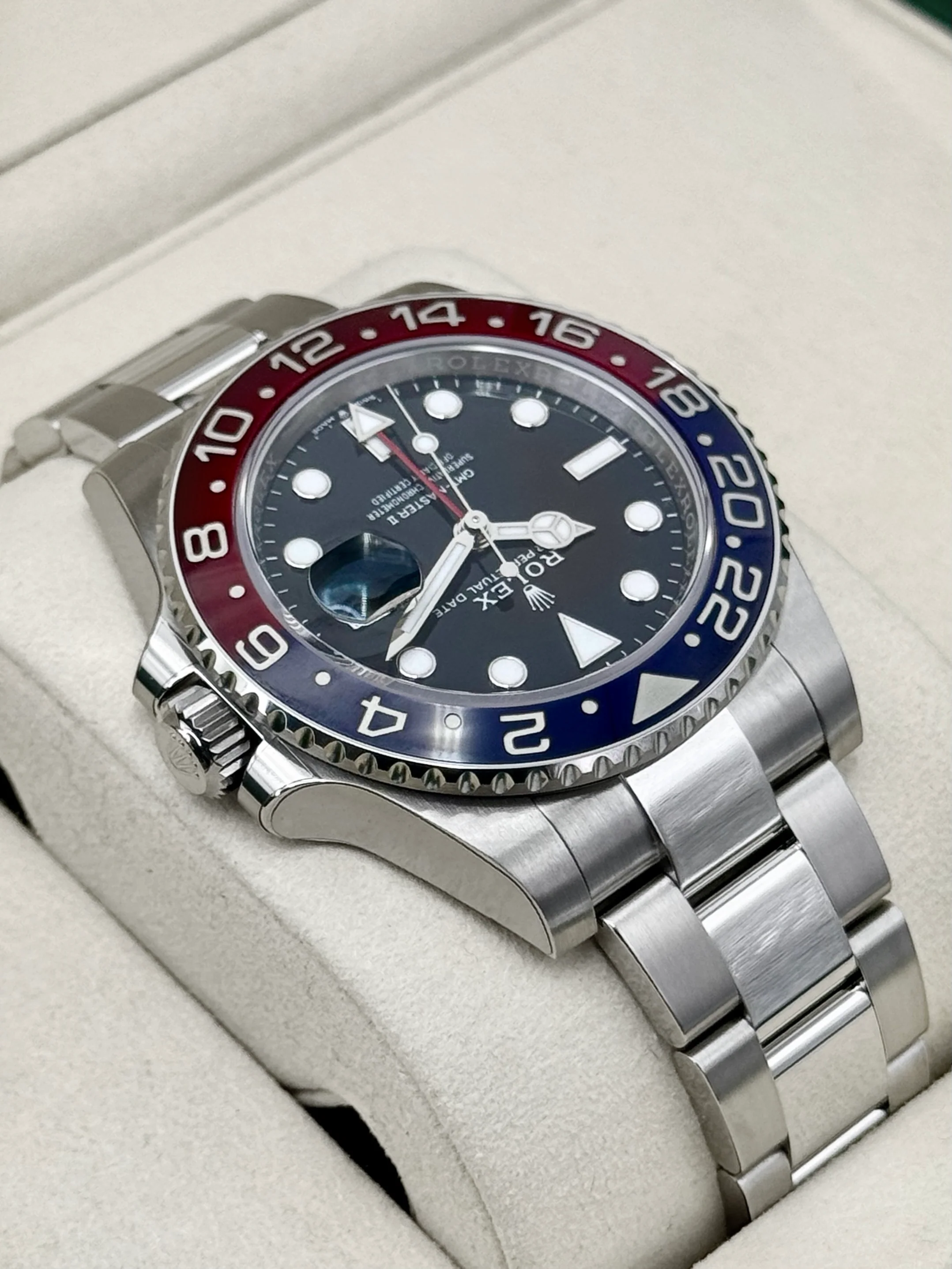 NEW 2026 Rolex GMT-Master II "Pepsi" 40mm 126710BLRO Oyster - Image 8