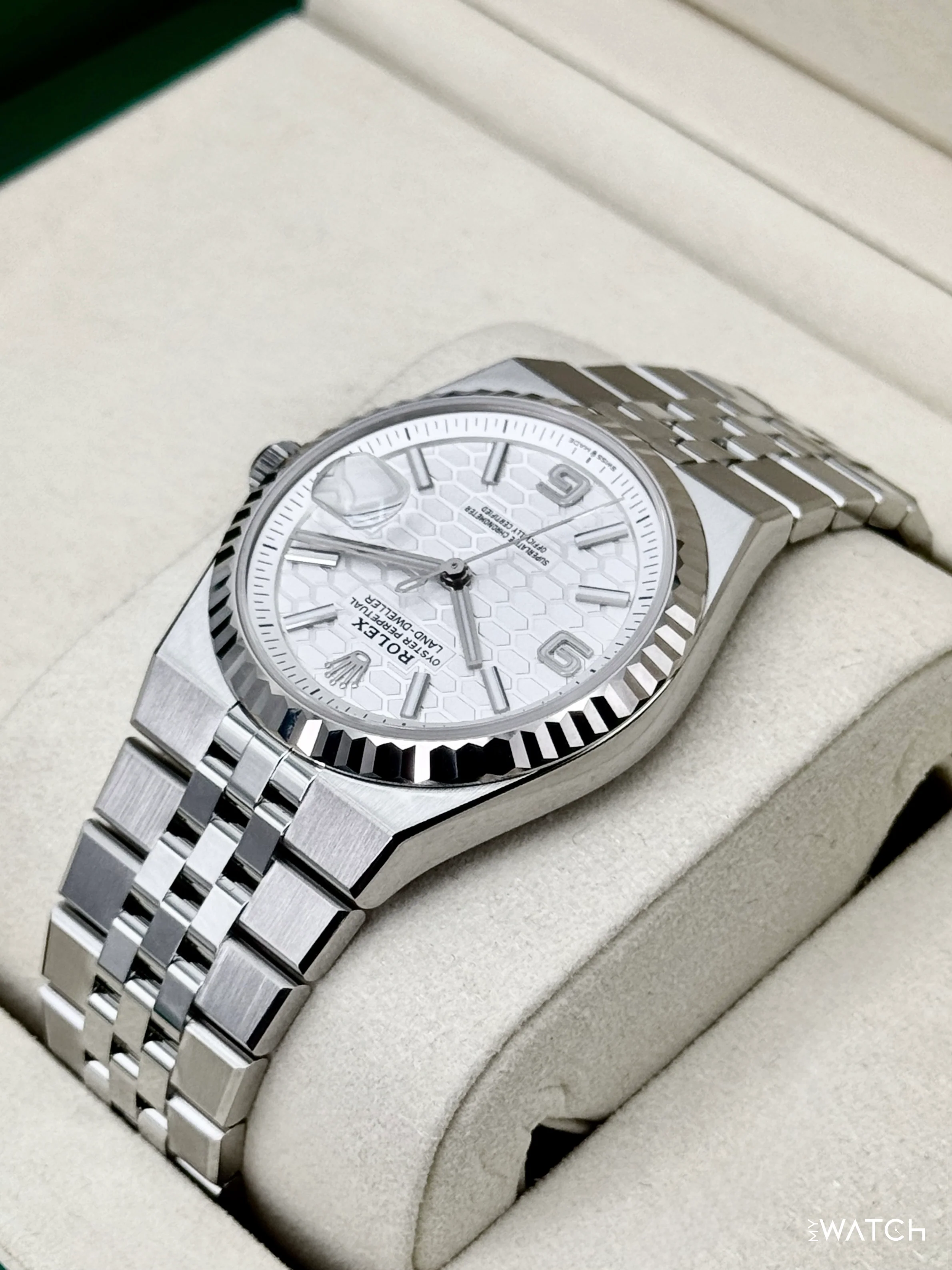 NEW 2026 Rolex Land-Dweller 36mm 127234 Stainless Steel Flat Jubilee White Dial - Image 7