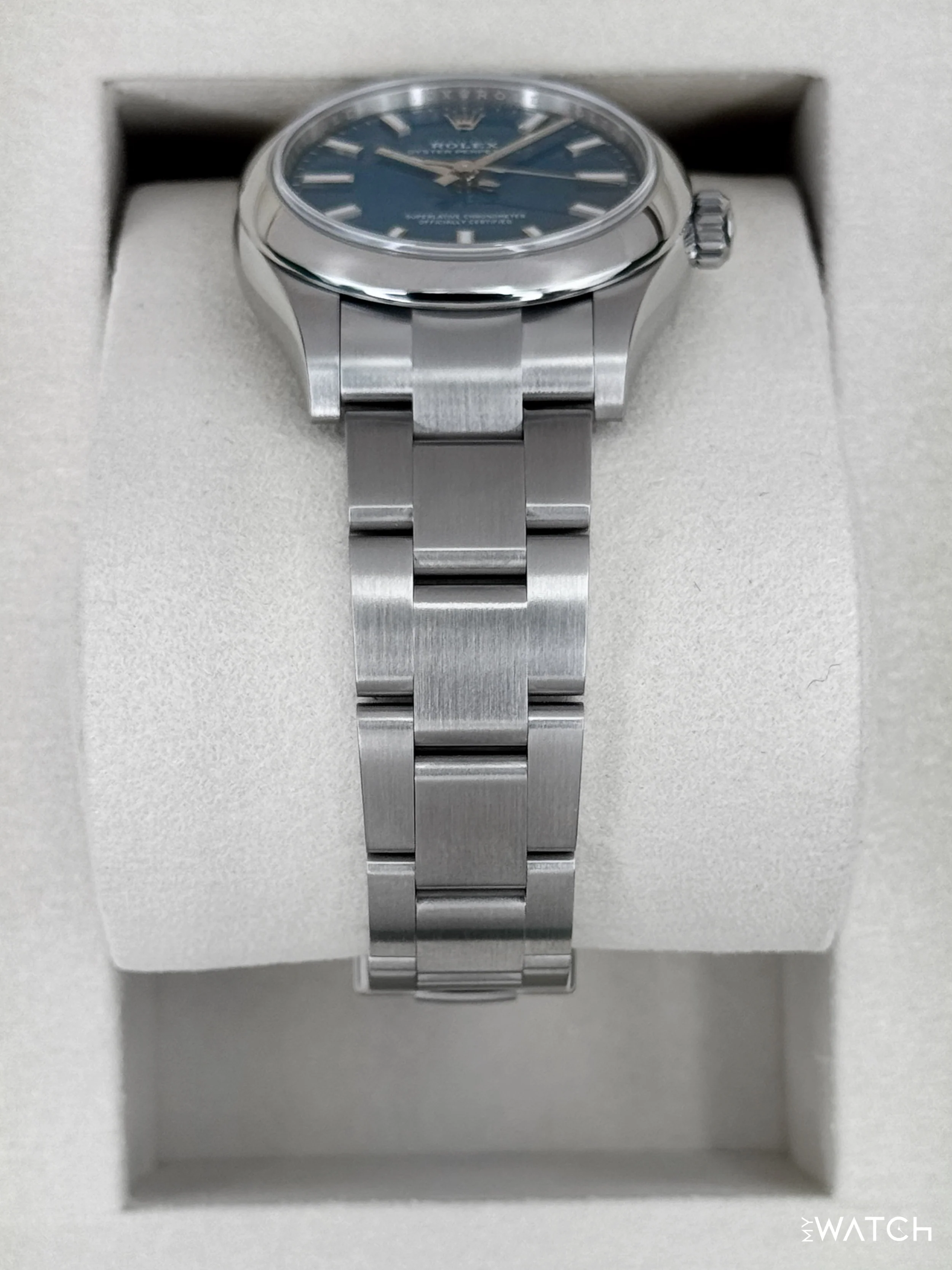 NEW 2026 Rolex Oyster Perpetual 31mm 277200 Med Blue Dial - Image 3