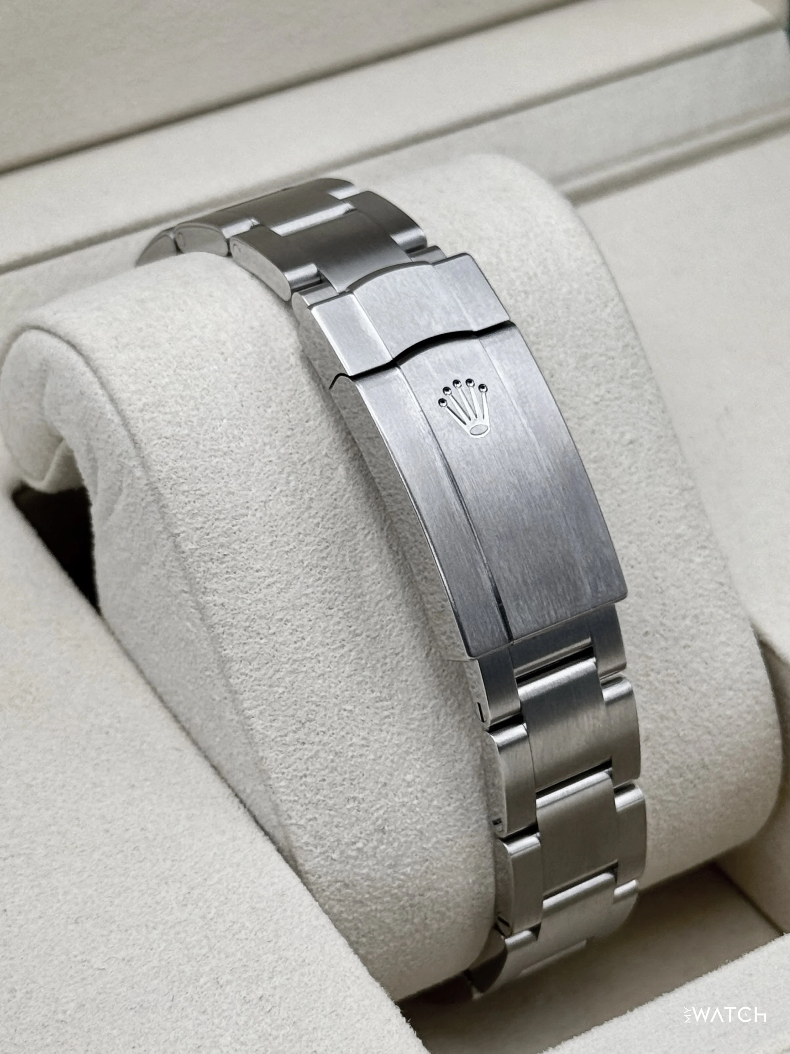 NEW 2026 Rolex Oyster Perpetual 34mm 124200 Stainless Steel Beige Dial - Image 2