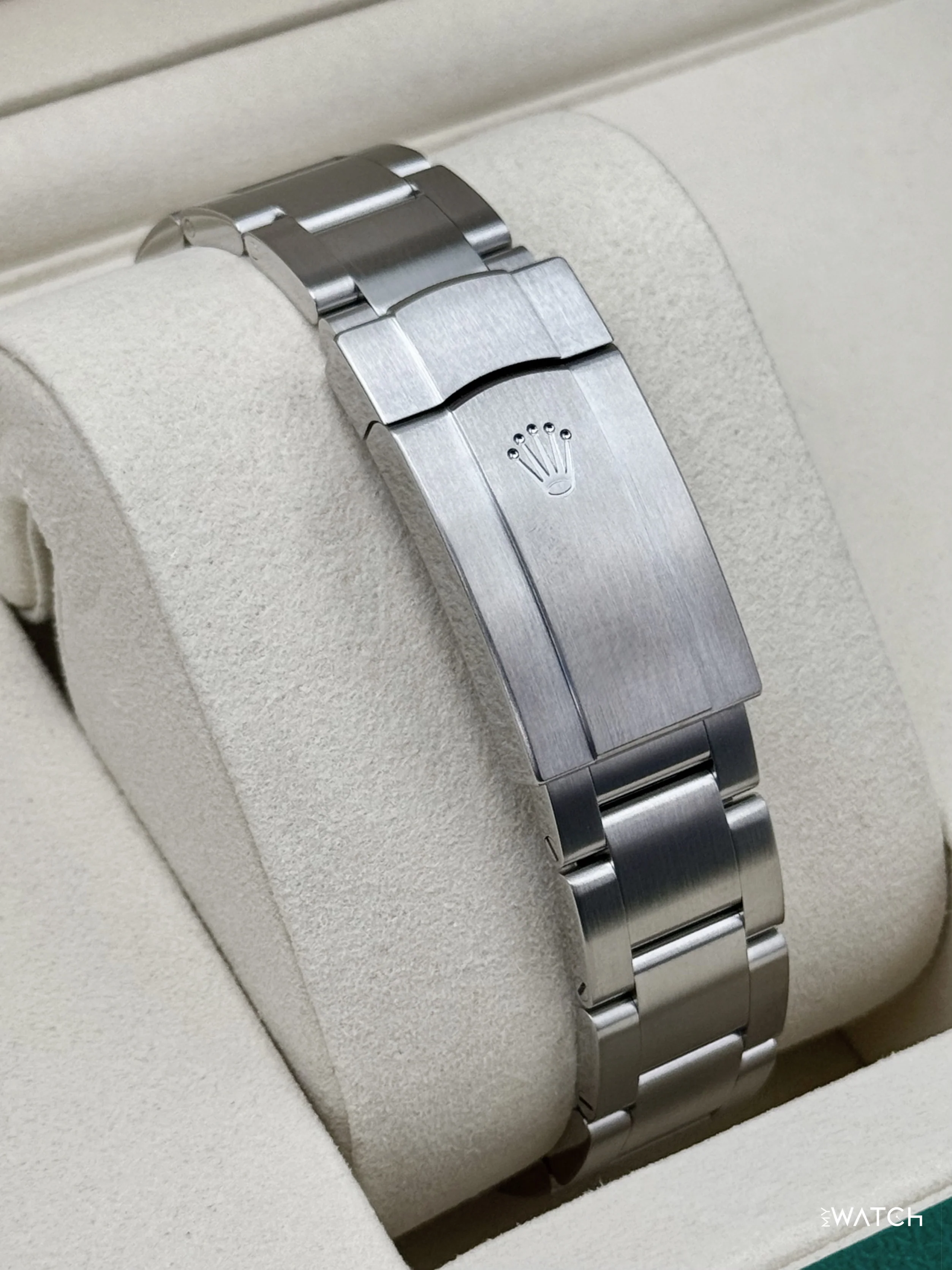 NEW 2026 Rolex Oyster Perpetual 36mm 126000 Candy Pink Dial - Image 2