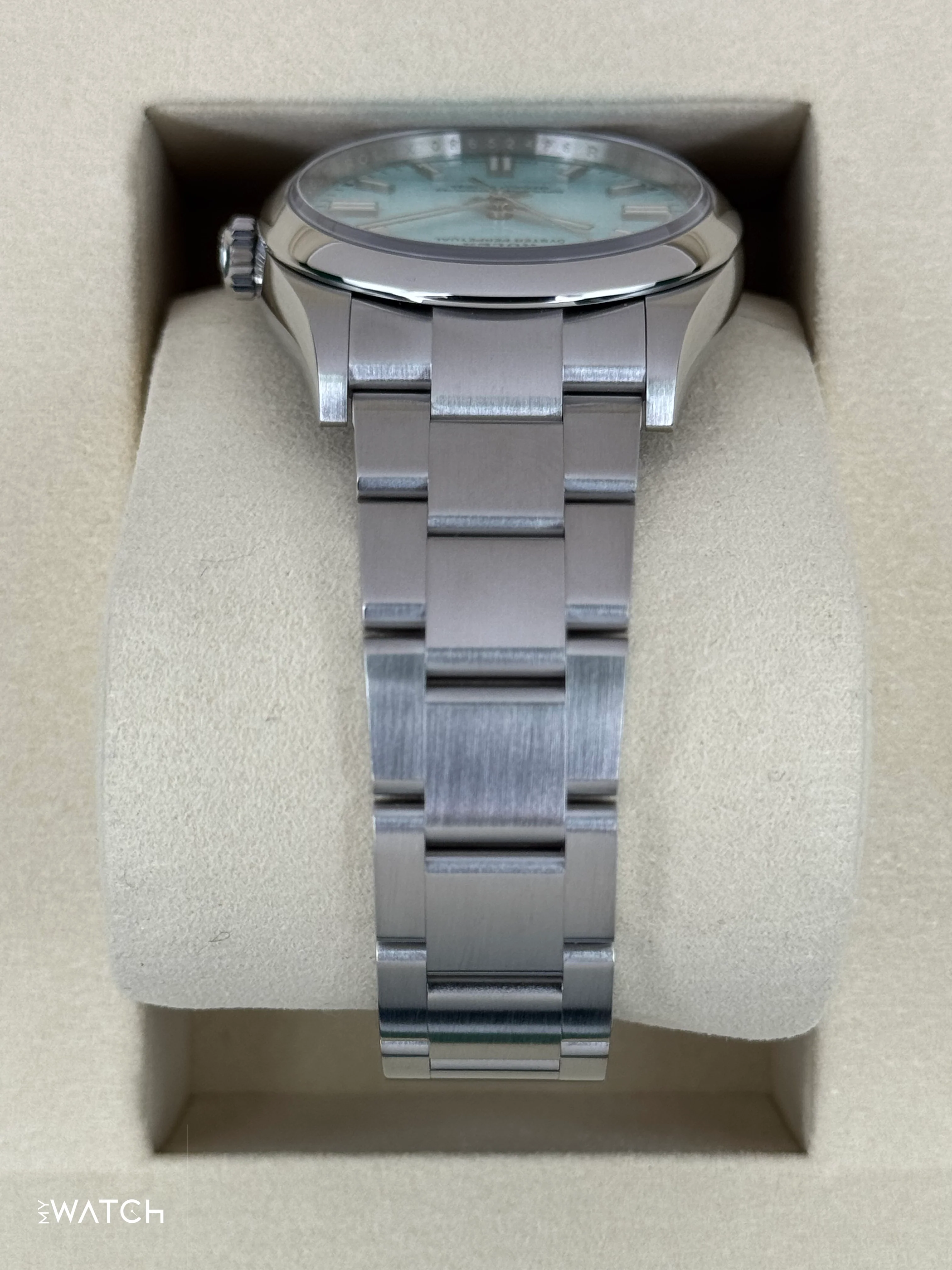 NEW 2026 Rolex Oyster Perpetual 36mm 126000 Tiffany Blue Dial - Image 4