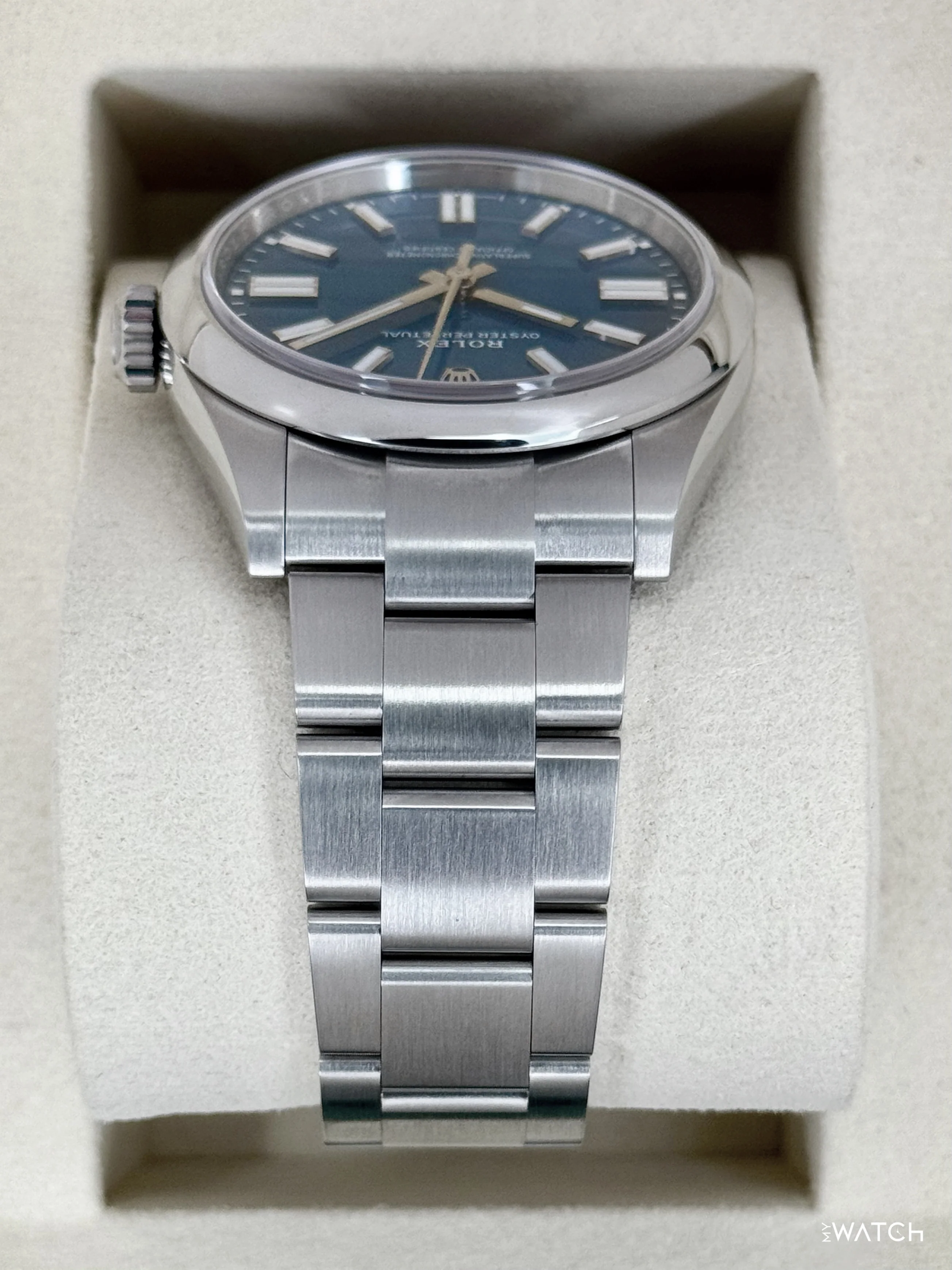 NEW 2026 Rolex Oyster Perpetual 41mm 134300 Med Blue Dial - Image 4