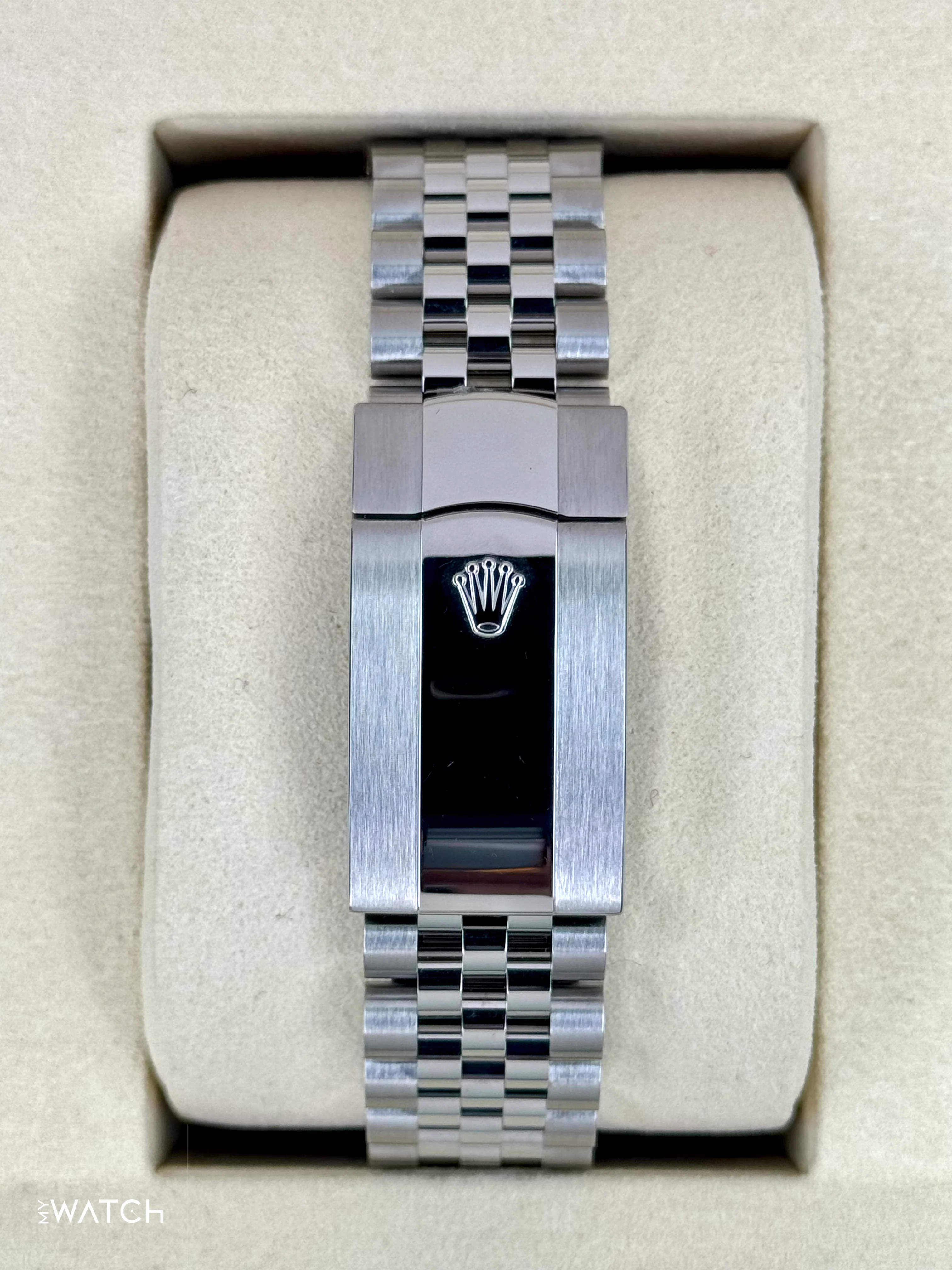 NEW 2026 Rolex Sky-Dweller 42mm 336934 Jubilee Green Dial - Image 2