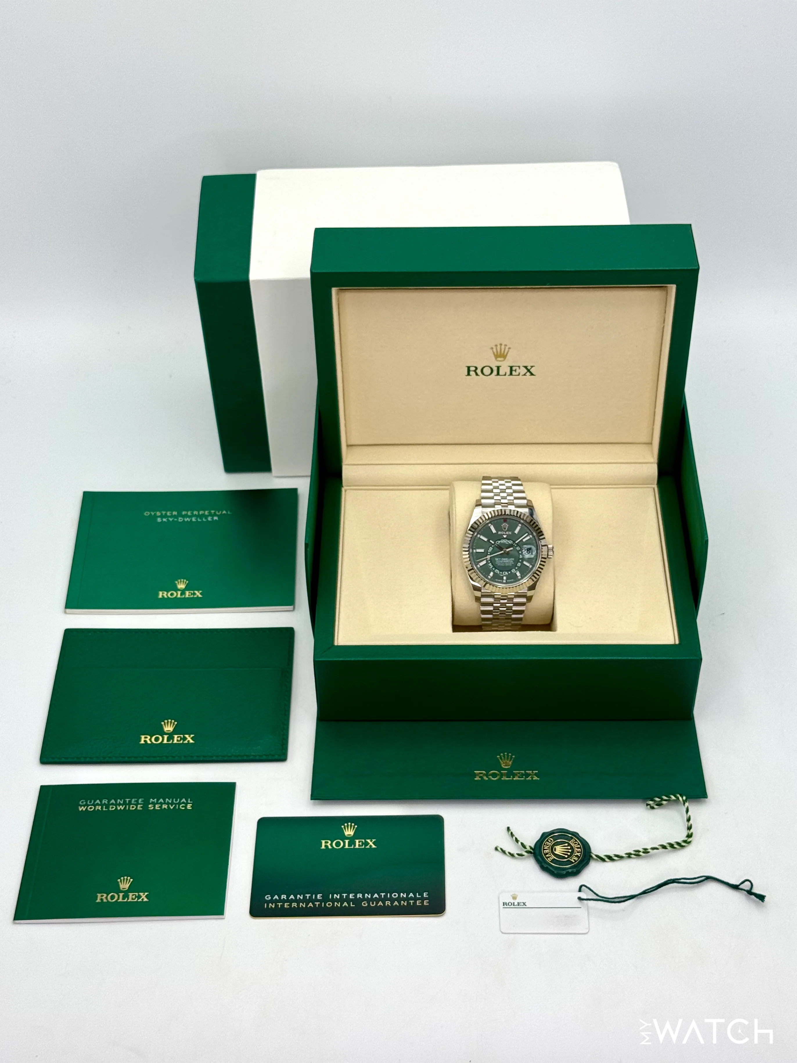 NEW 2026 Rolex Sky-Dweller 42mm 336934 Jubilee Green Dial (STICKERED) - Image 10