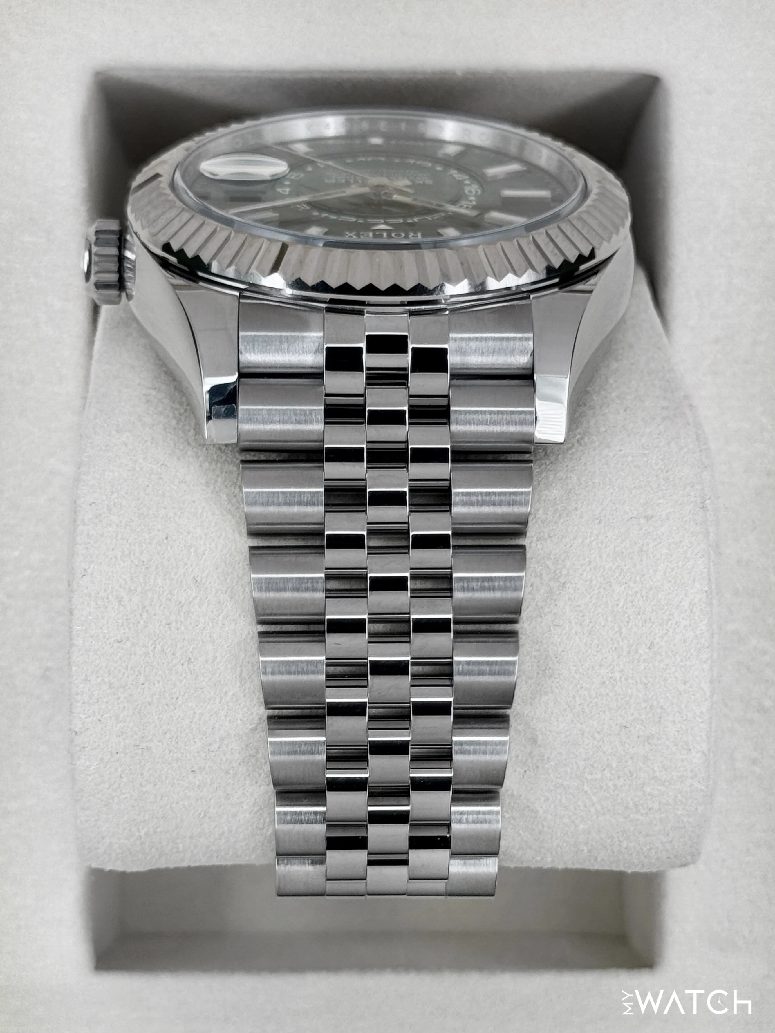 NEW 2026 Rolex Sky-Dweller 42mm 336934 Jubilee Green Dial (STICKERED) - Image 4