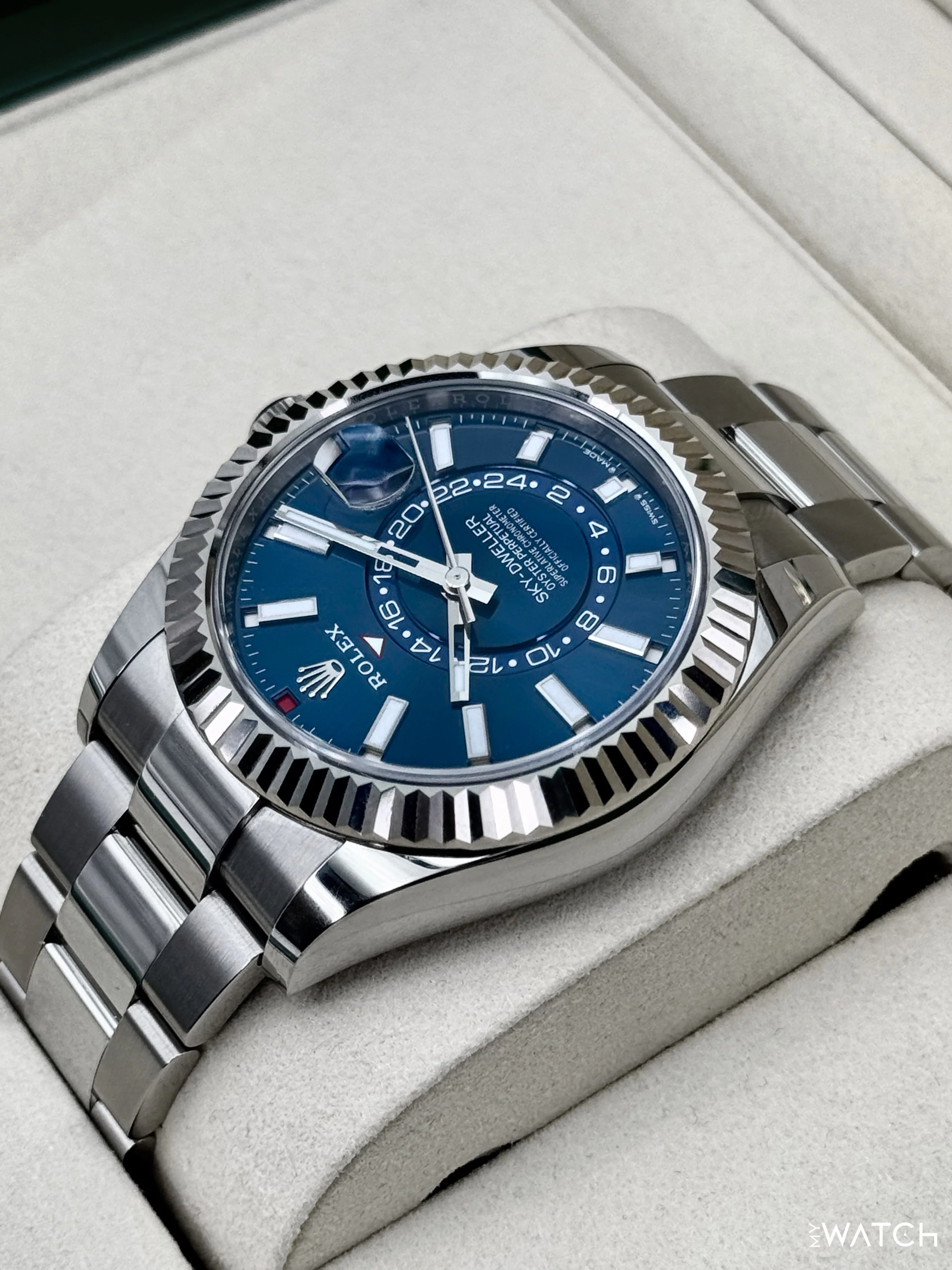 NEW 2026 Rolex Sky-Dweller 42mm 336934 Oyster Blue Dial - Image 8