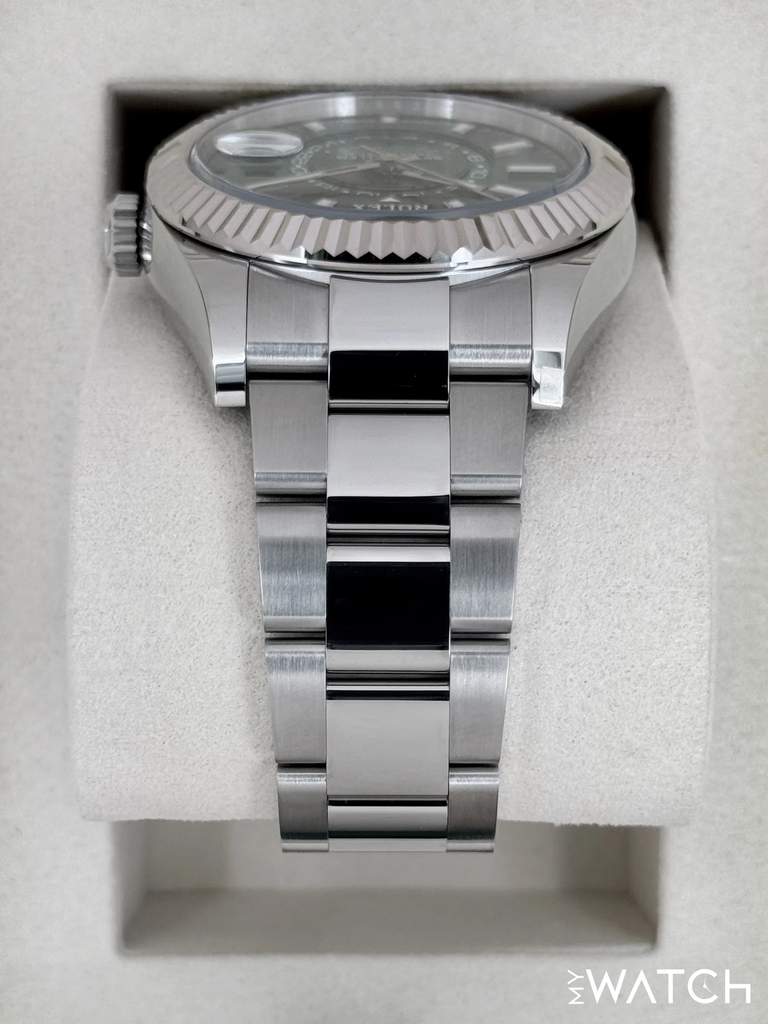 NEW 2026 Rolex Sky-Dweller 42mm 336934 Oyster Green Dial - Image 3