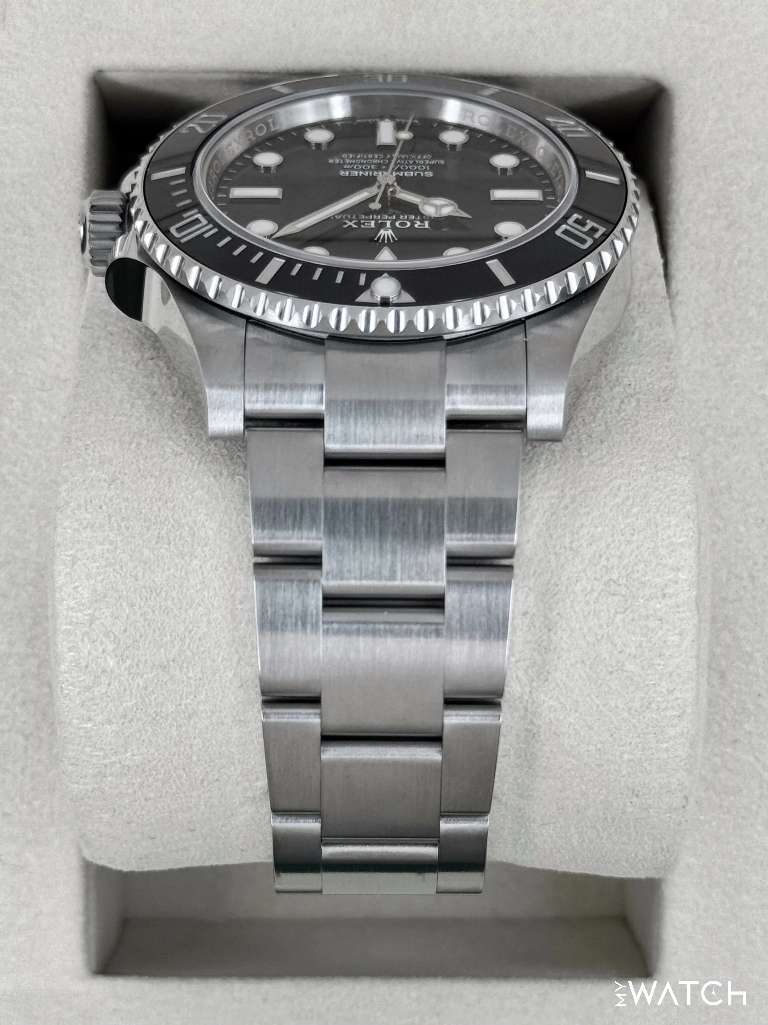 NEW 2026 Rolex Submariner 41mm 124060 Stainless Steel Black Dial - Image 4